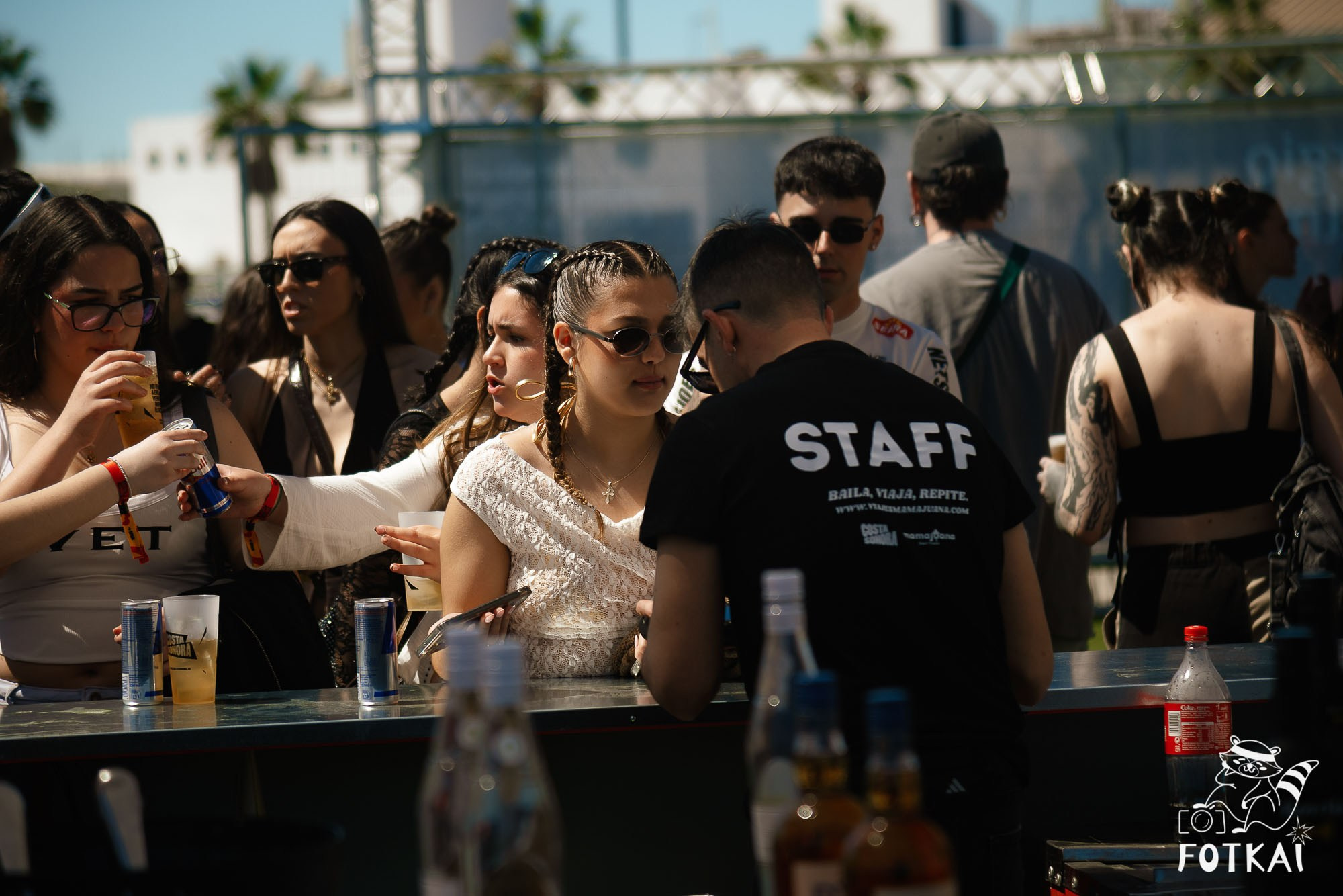 Costa Sonora 2026 Alicante Day 1 Photos — Find Yourself, Friends and Festival Crowd | FOTKAI