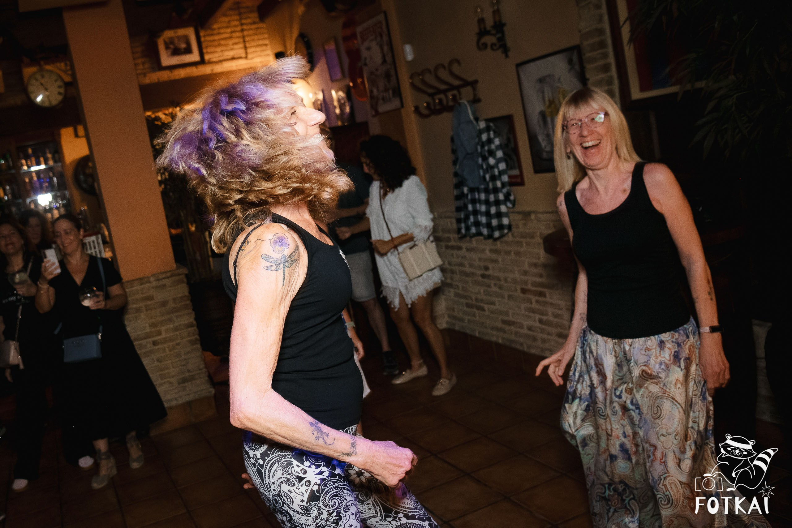 Stones of the Coast en Café Aljibe Rojales: Reportaje fotográfico 30.08.25 | FOTKAI