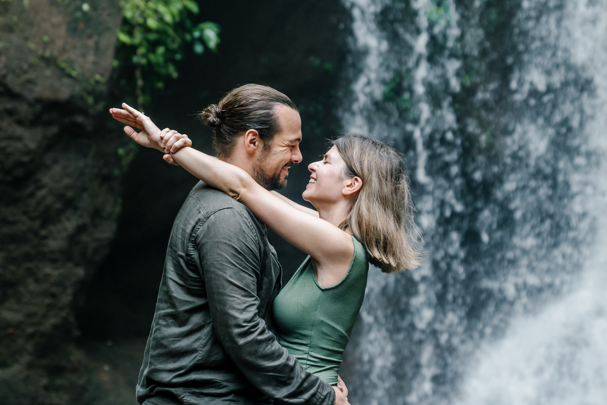 Marriage Proposal in Bali. Female Photographer in Bali