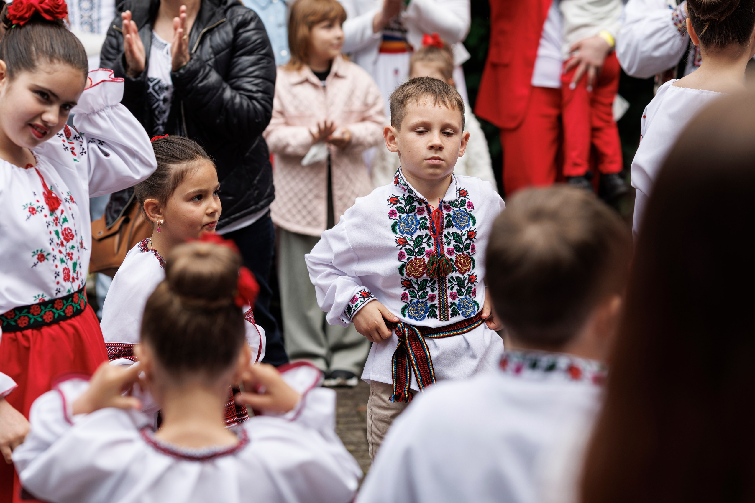 Hora Dorului 2025. Dienstleistungen