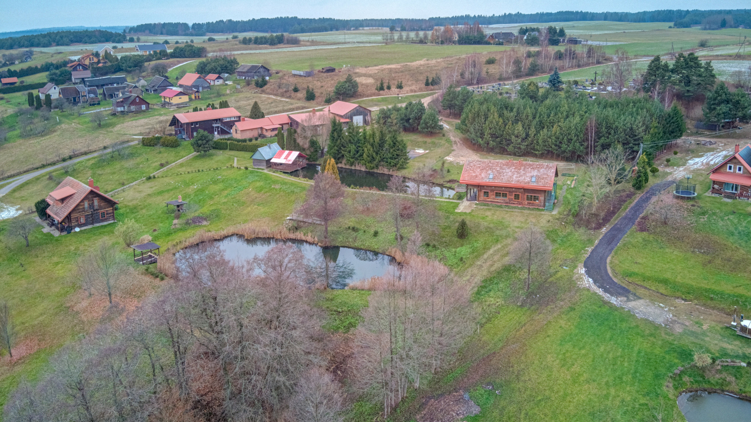 Trakų raj. sodyba. Elina Sapiega fotografė Vilniuje
