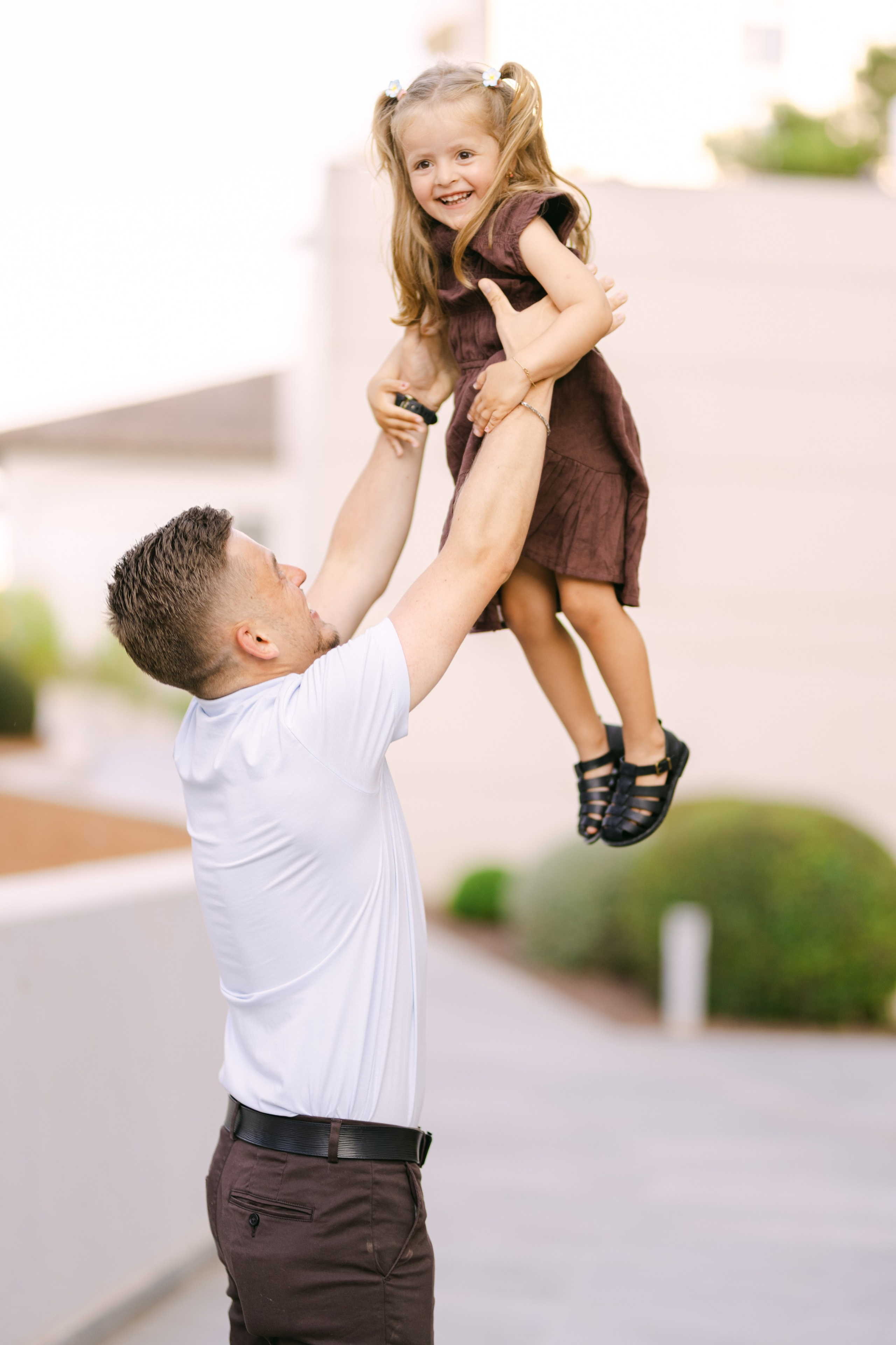 Family Photoshoot Mallorca Arenal — Natural Lifestyle Photography. Photographer in Mallorca