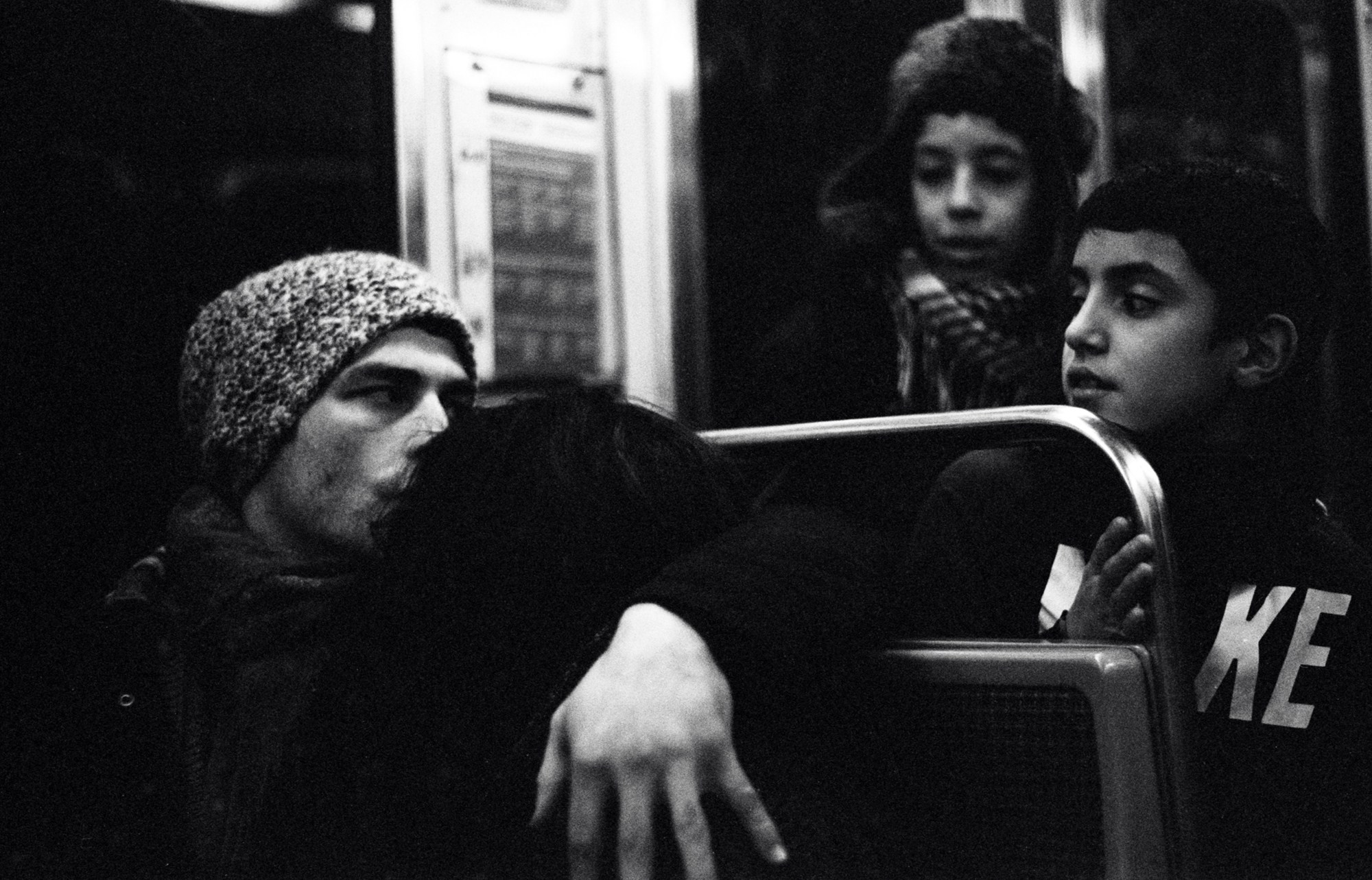 Behavior in public places. Ozwalt