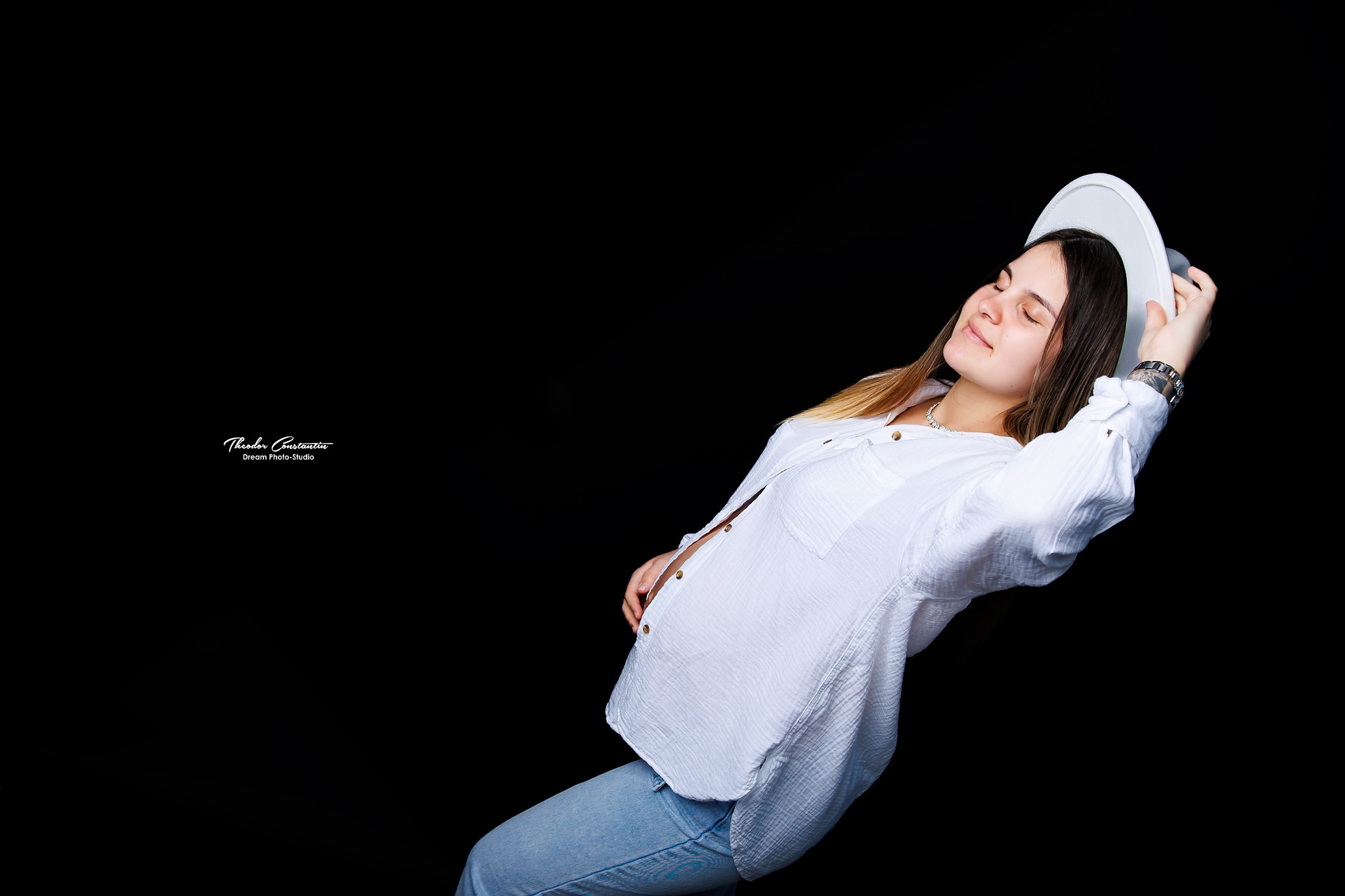 Studio. Dream Studio Galați – ședințe foto profesionale pentru familie, portrete și evenimente