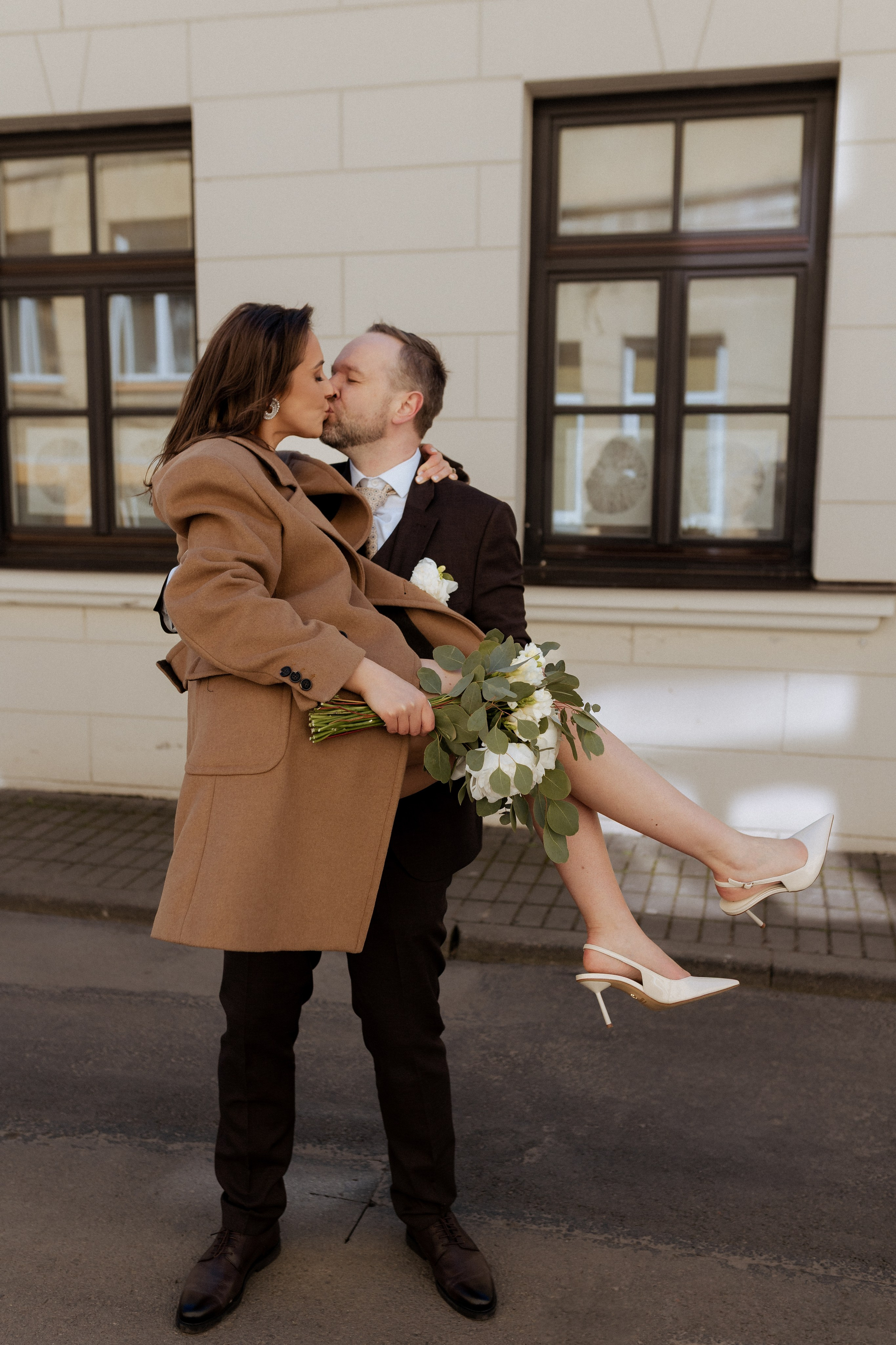 Monika ir Vytautas — miestu alsuojanti trumpa jaunųjų fotosesija Kaune