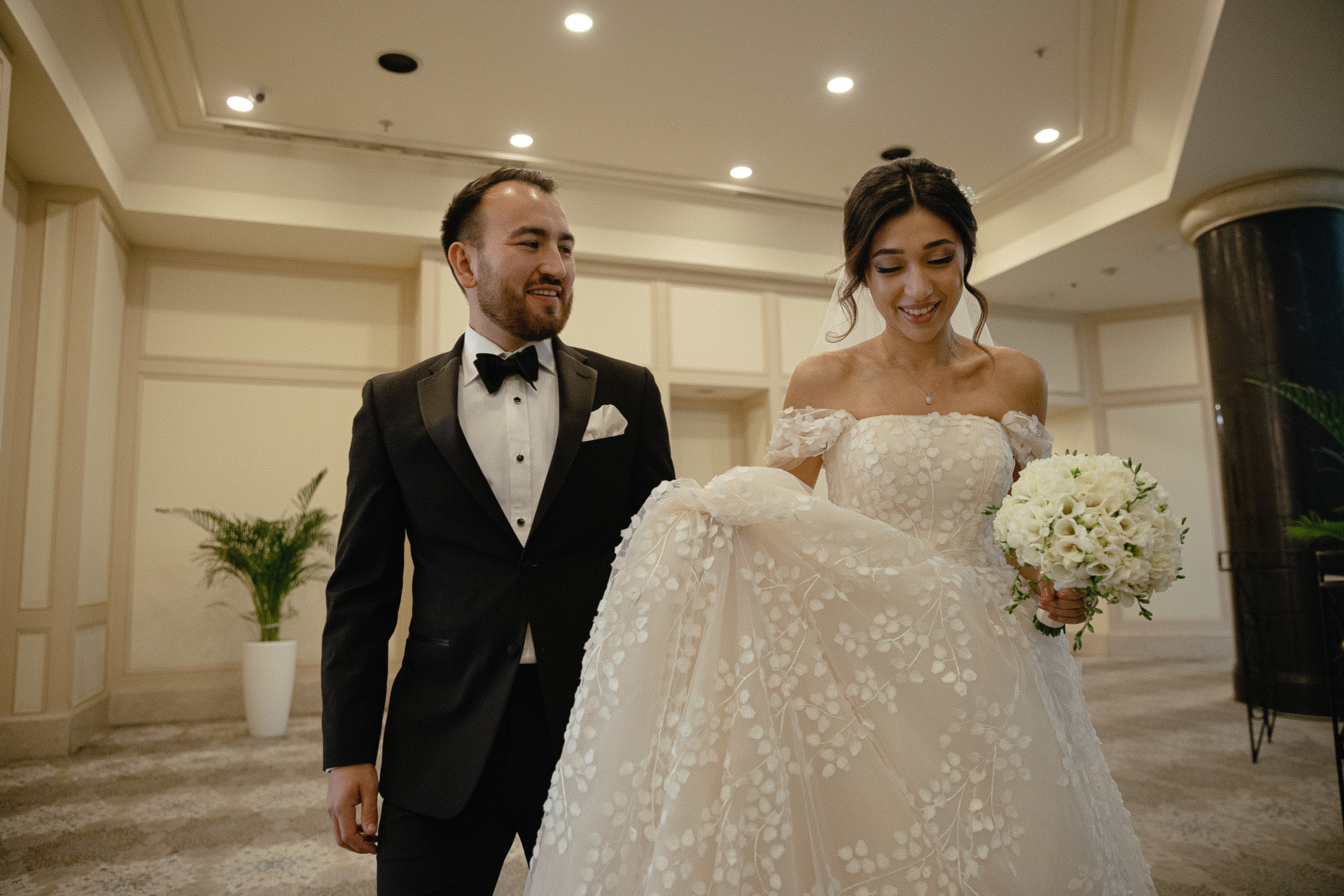 Саидамирхон и Азизахон. Главная