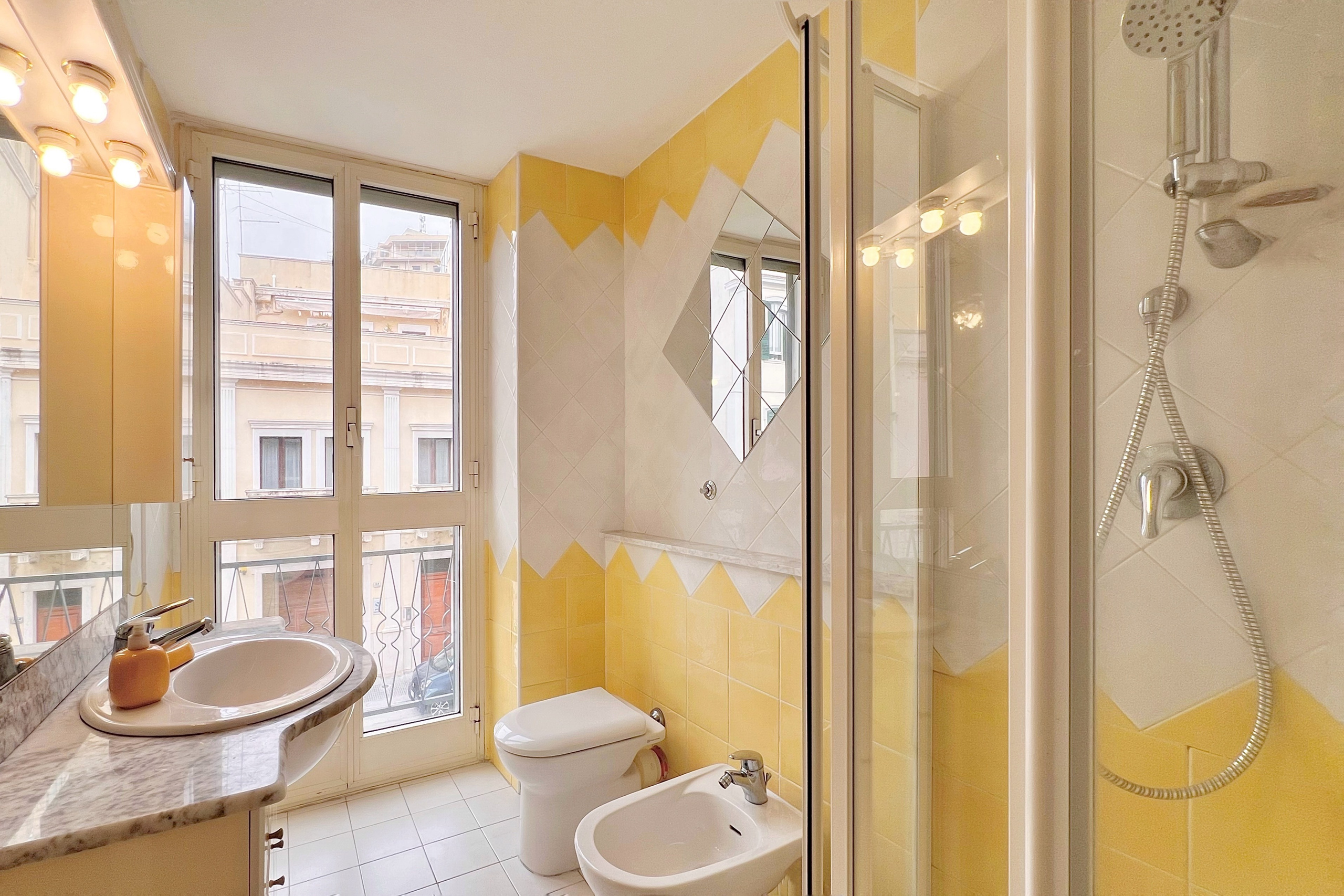 Appartamento in vendita. Eugenia Murru. Fotografa d’interni in Sardegna specializzata in case vacanza, affitti brevi. Foto naturali per Airbnb, Immobiliare in 48 ore