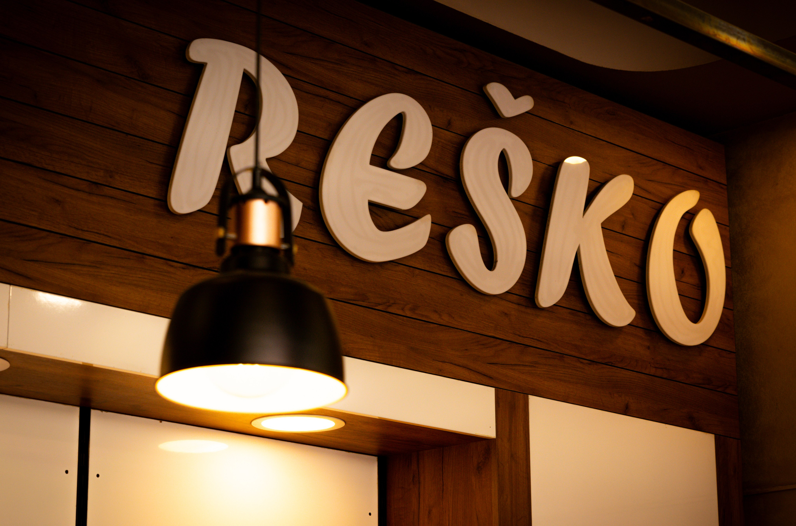 Pekara Resko, Novi Sad. Victoria Fedoseenko. Editorial portrait & brand & event photographer based in Serbia
