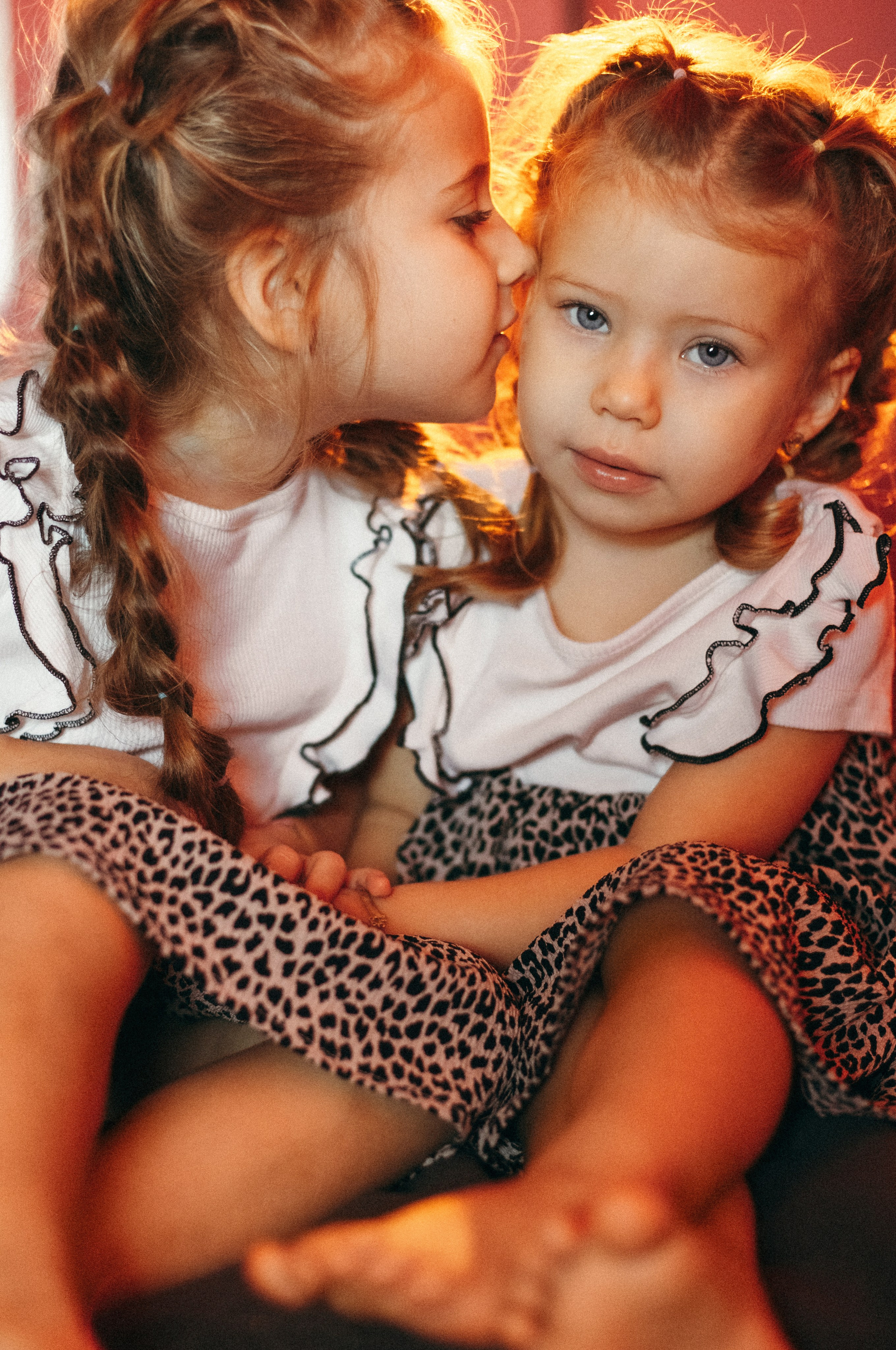 Ședințe foto de familie în Oradea realizate de Katsiaryna Ciortan. Fotograf de familie în Oradea Katsiaryna Ciortan