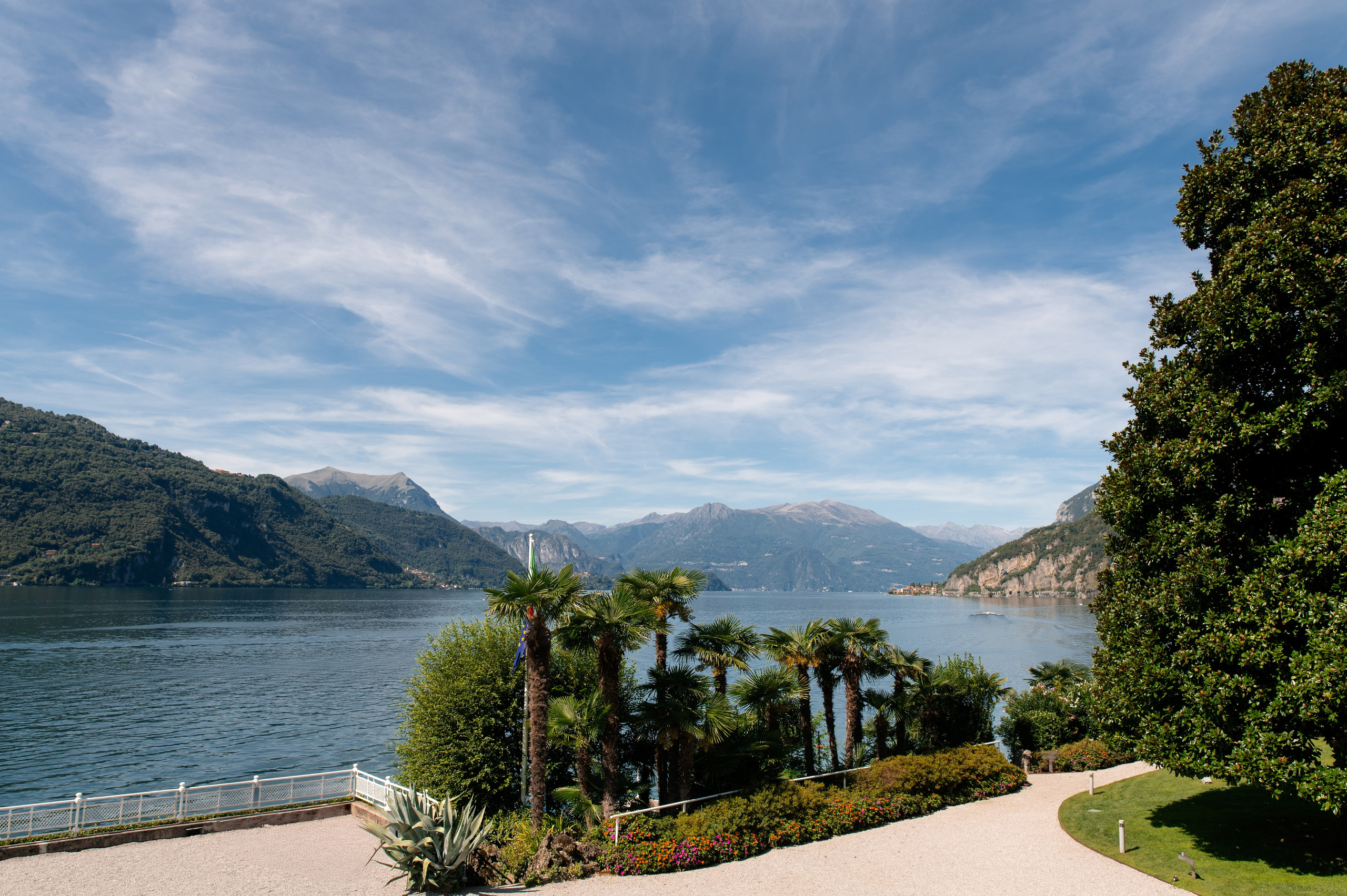 Brenna & Diego’s Wedding Day on Lake Como. Destination Wedding photographer Italy, France, Germany, Spain, Poland Oleg Zaicev