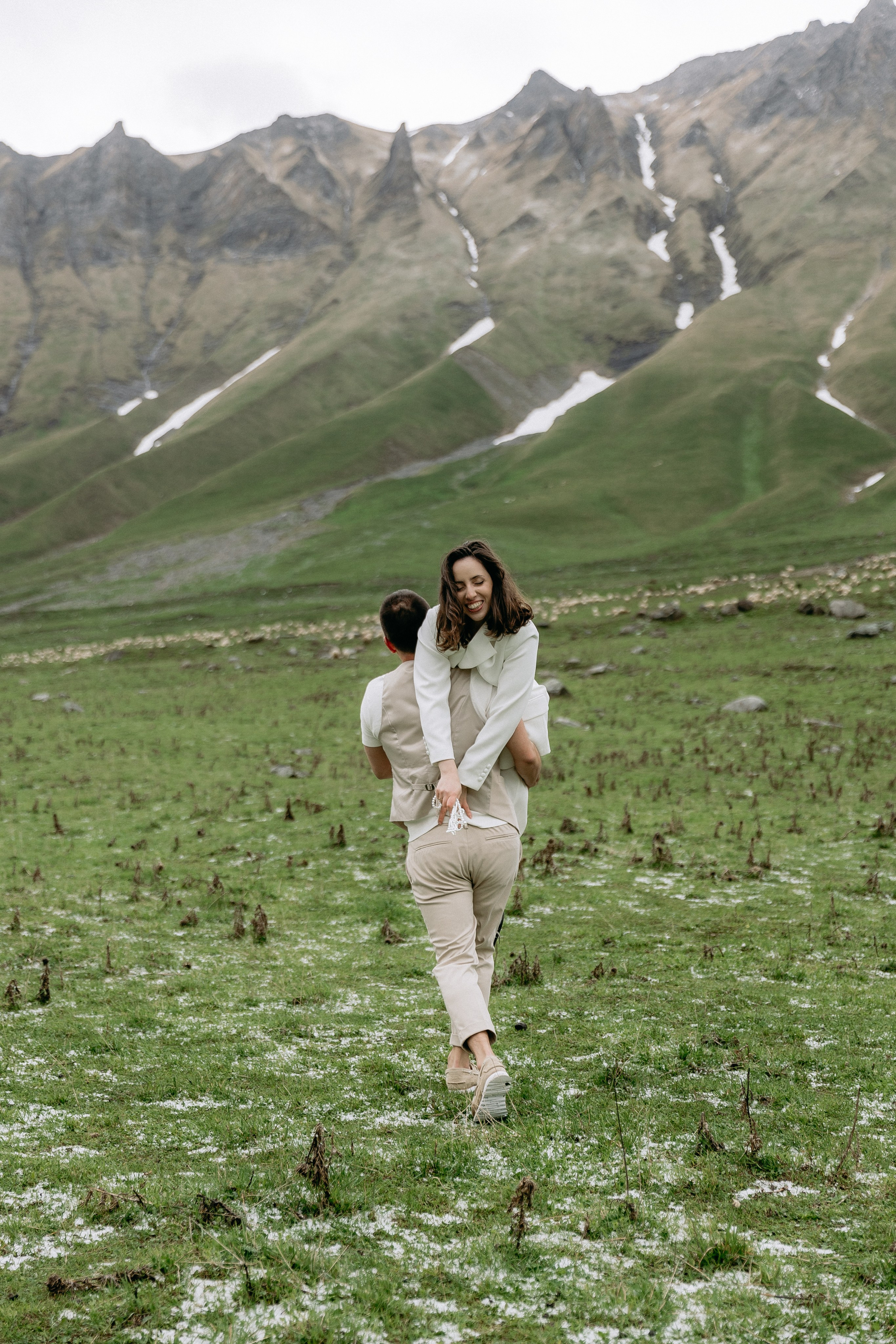 Gudauri (2,5 hours from Tbilisi)/Гудаури (2,5 часа от Тбилиси). Photographer Anna Nazarenko