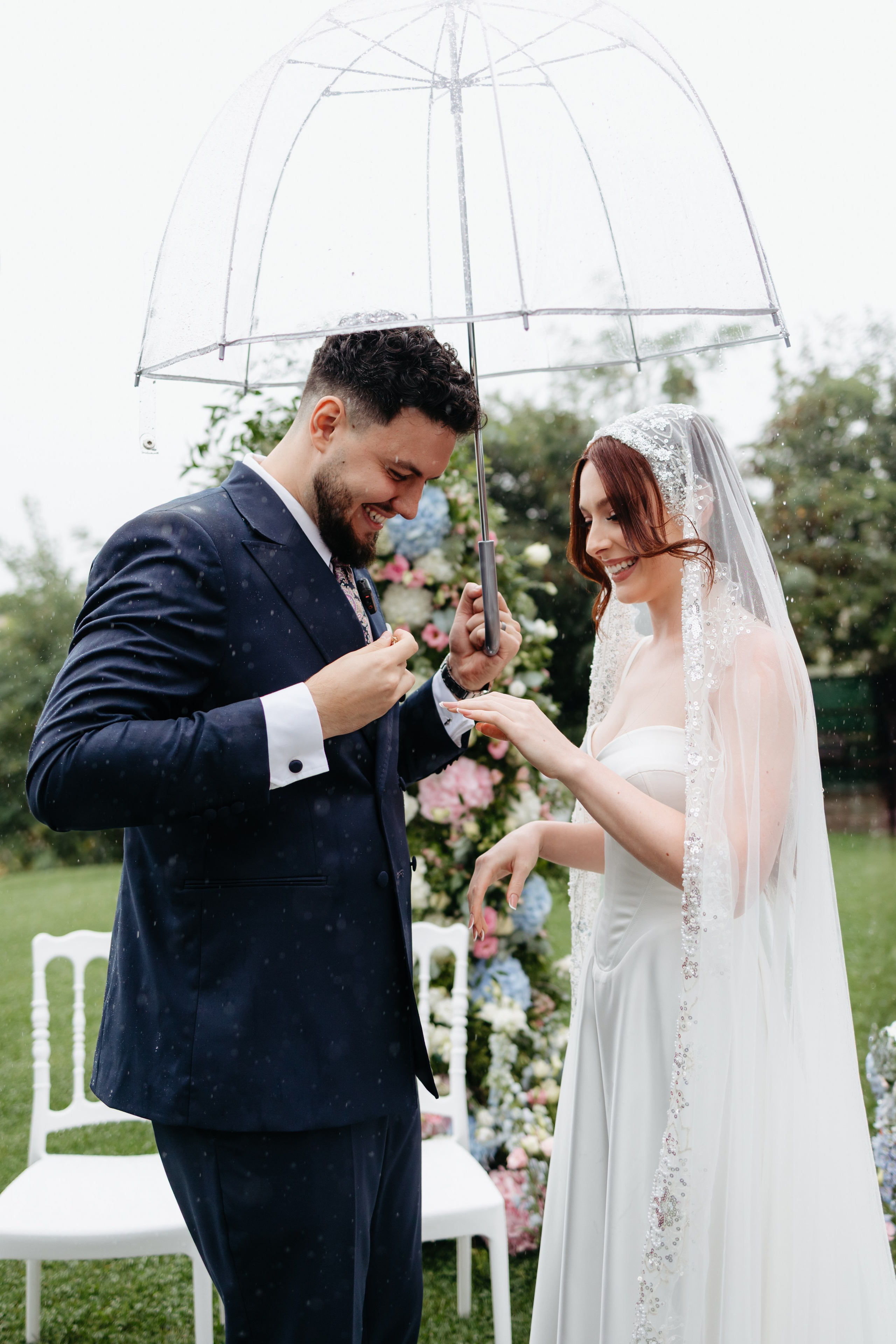 PORTFOLIO. Wedding Photographer Editorial Storytelling Cluj, Romania & Europe|Lore Photography