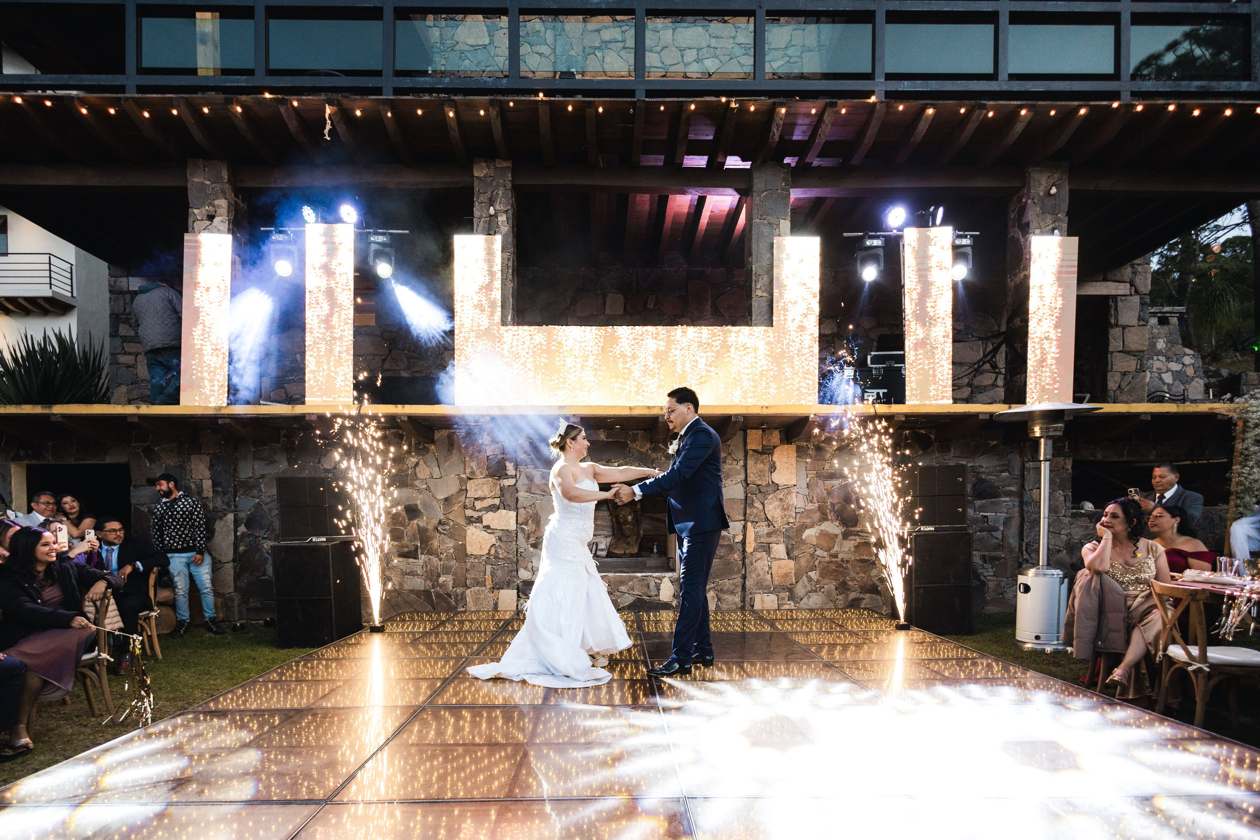 Mariana y Brandon. Eduardo Barrientos Fotografía