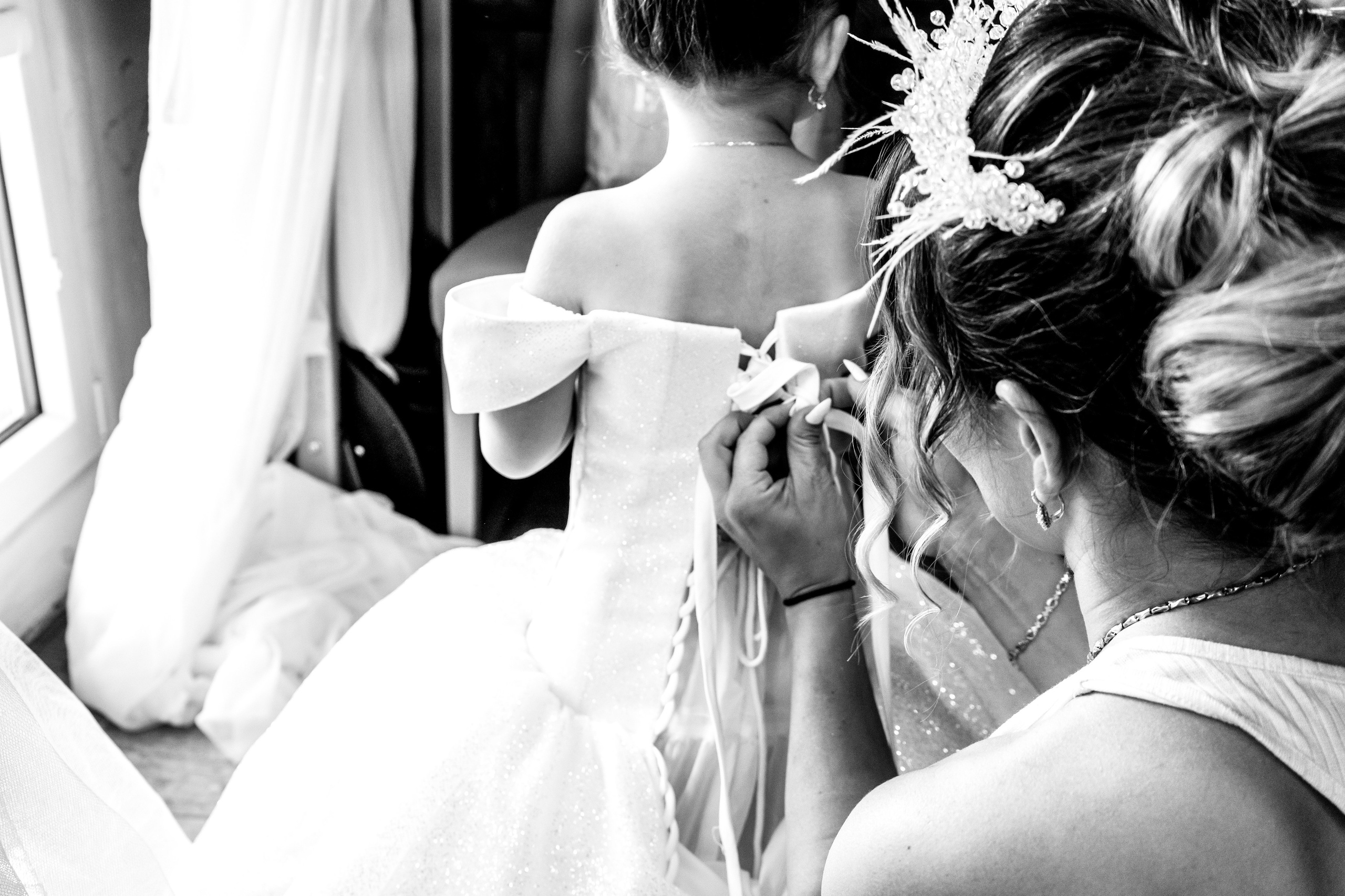 Pavel & Yveta. Svatební fotograf a kameraman v Česku a po celé Evropě — Teplice, Ústí nad Labem, Praha, Drážďany