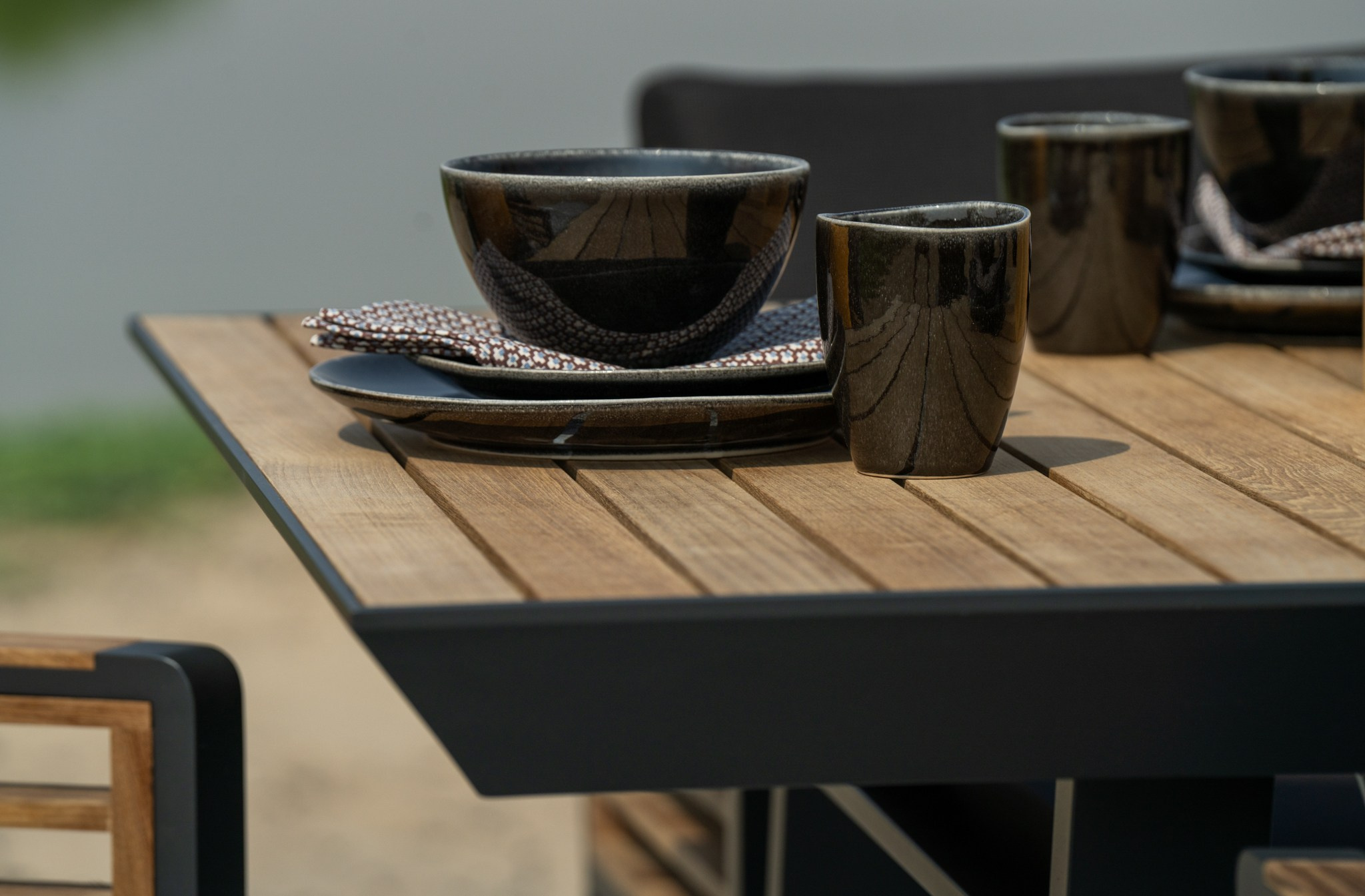 Suncoast Outdoor Furniture | Al Qudra | set 2. Zakhar Leshkov Photo