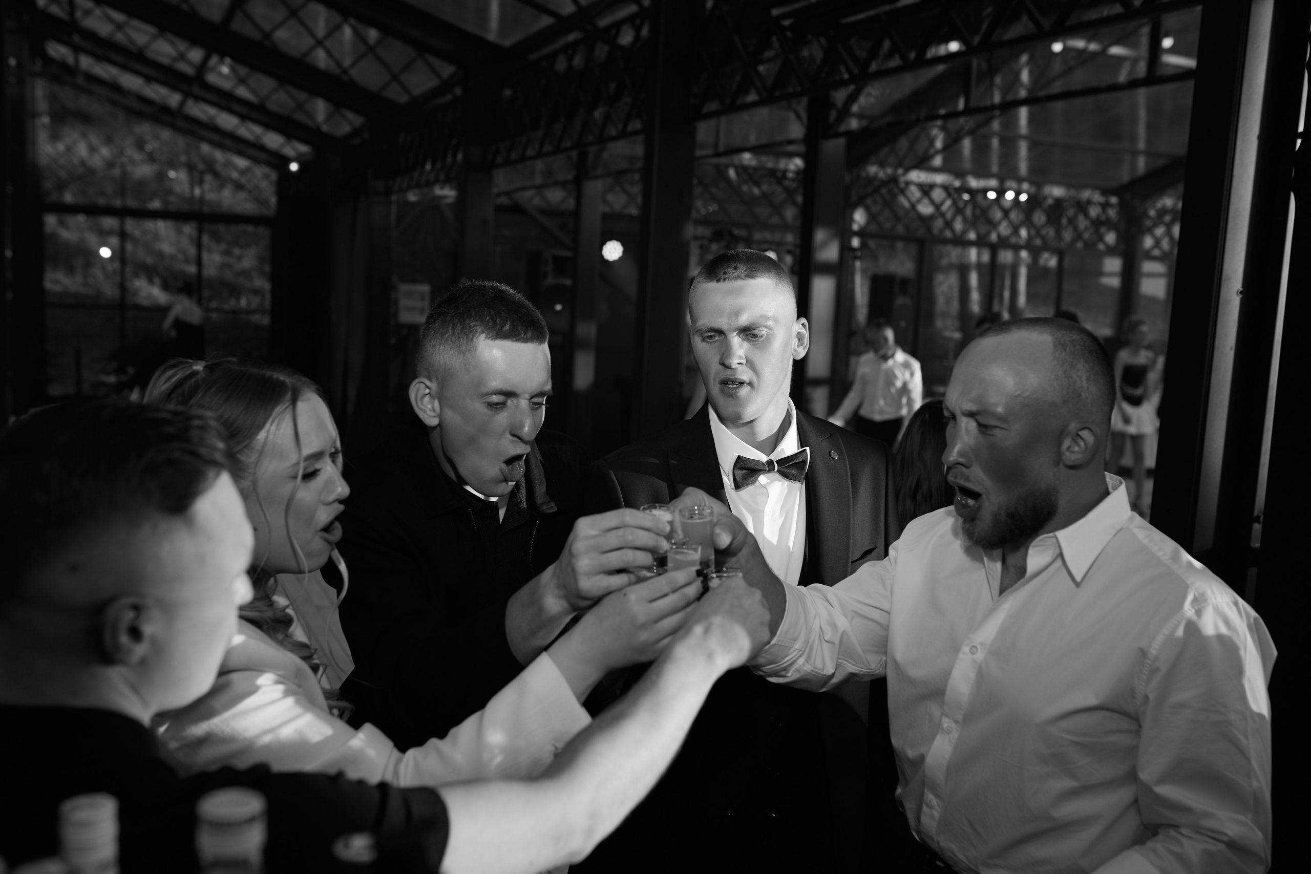 Natalia & Roman. Dworek przy lesie. Fotograf ślubny i rodzinny w Krakowie Yana Klymova