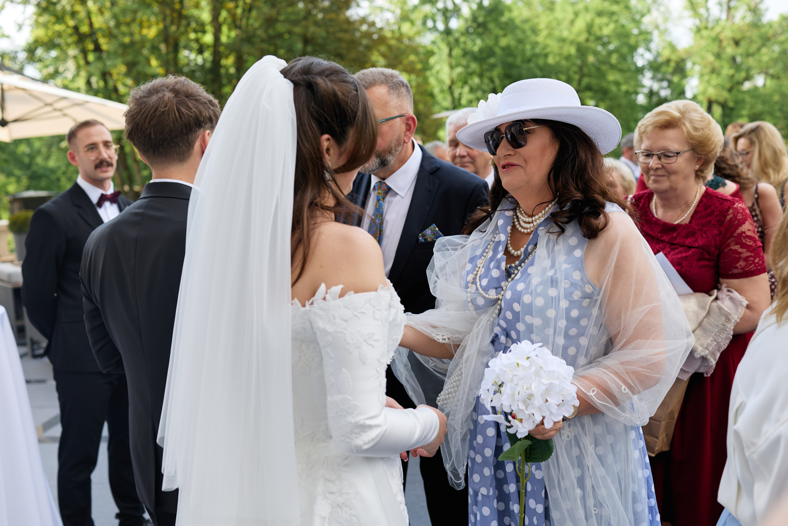 Wiktoria & Kacper. Pałac Goetz. Fotograf ślubny i rodzinny w Krakowie Yana Klymova