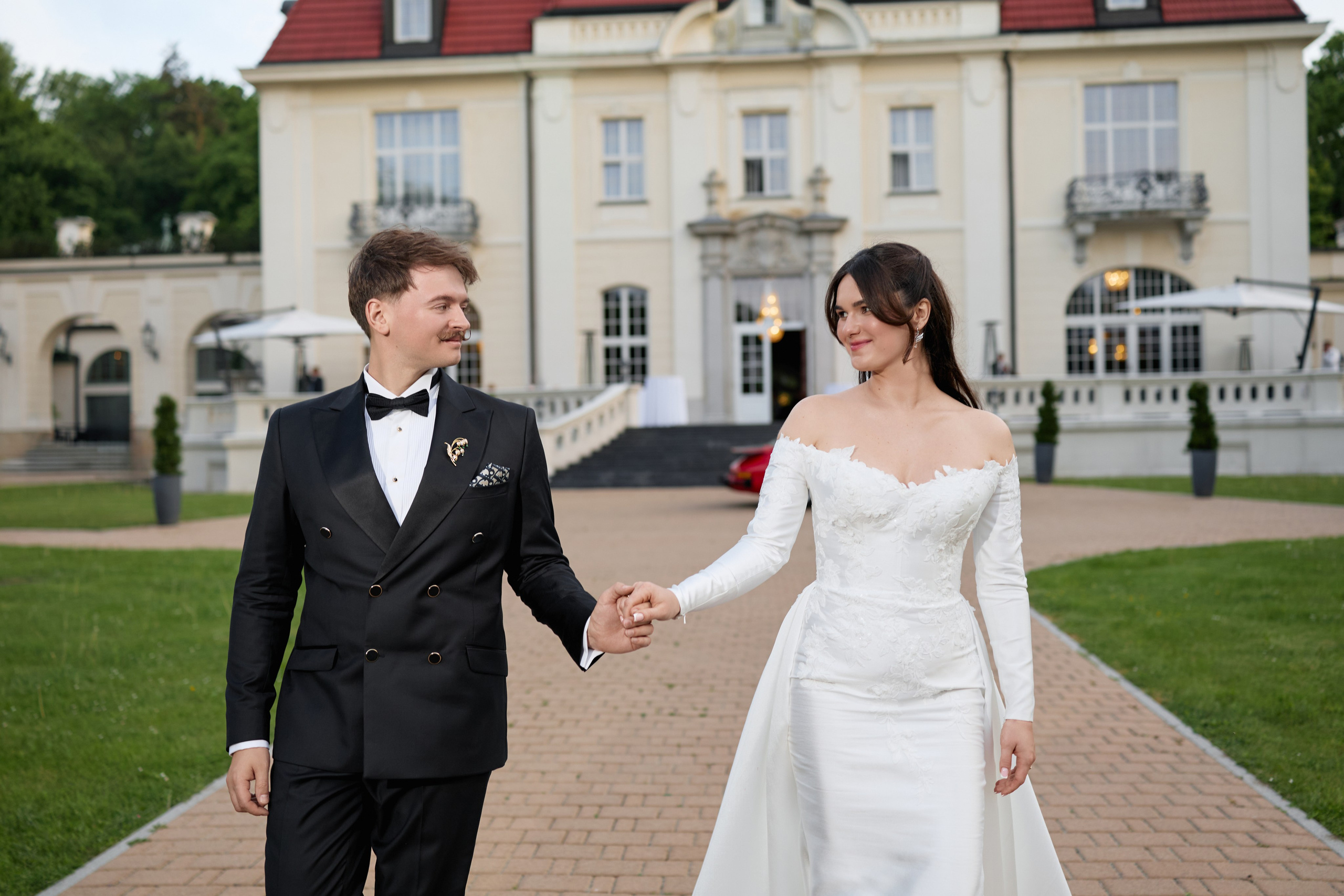 Wiktoria & Kacper. Pałac Goetz. Fotograf ślubny i rodzinny w Krakowie Yana Klymova
