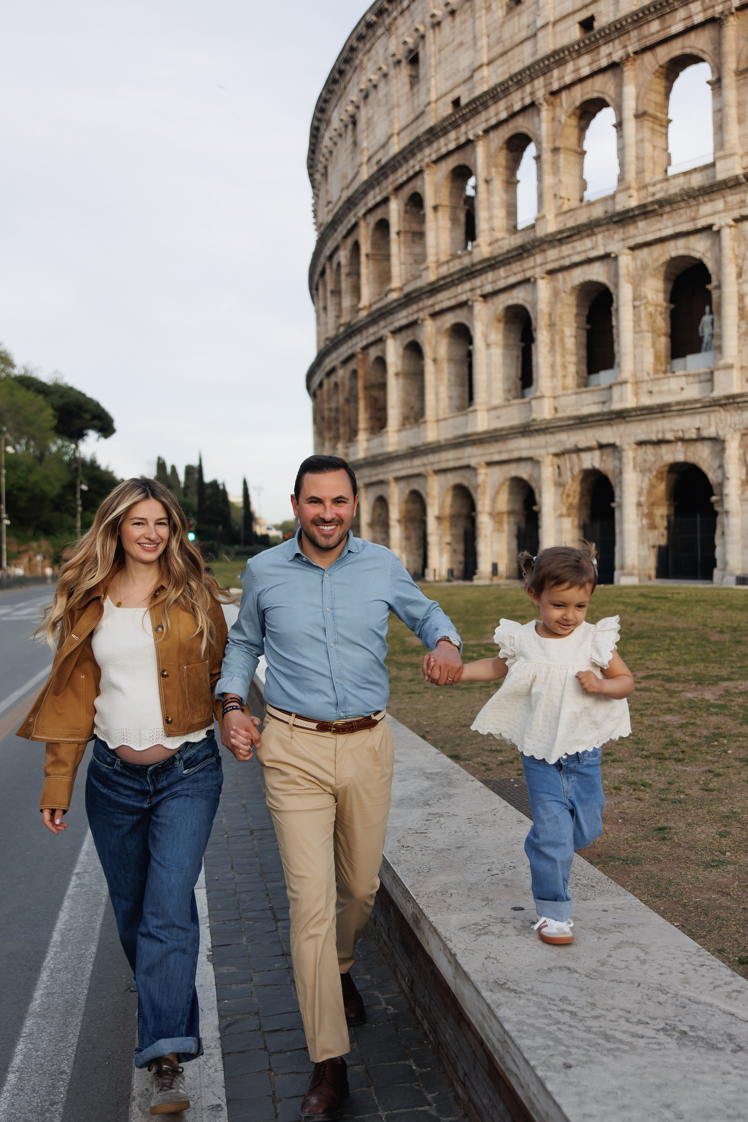 Famaly shooting in Rome. Wedding Photographer Rome Tuscany Como Sicily Puglia Amalfy Italy- Oksana Savenchuk