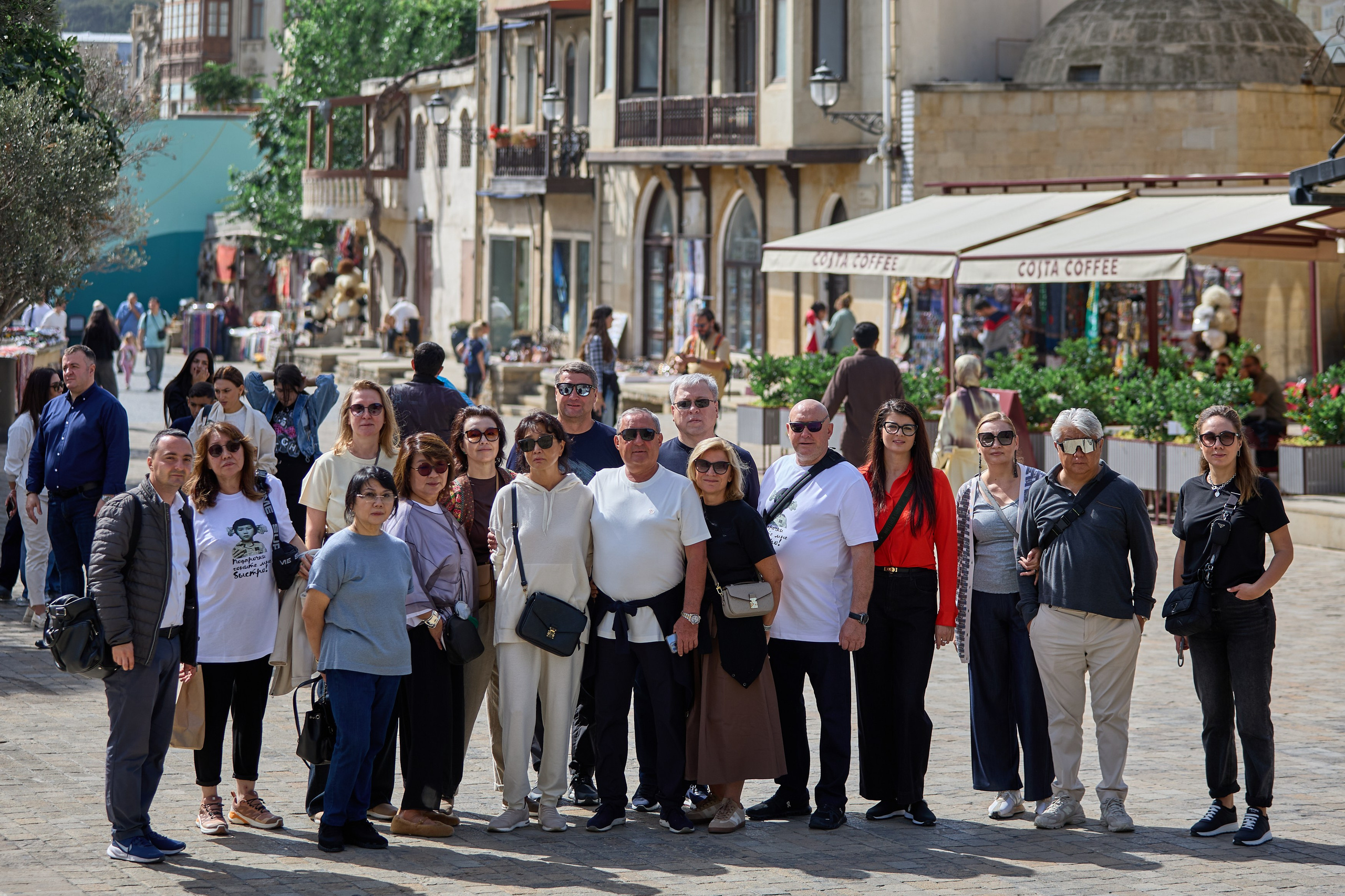 Экскурсия по Баку. День 2. Photographer in Baku Kamran Enceladus