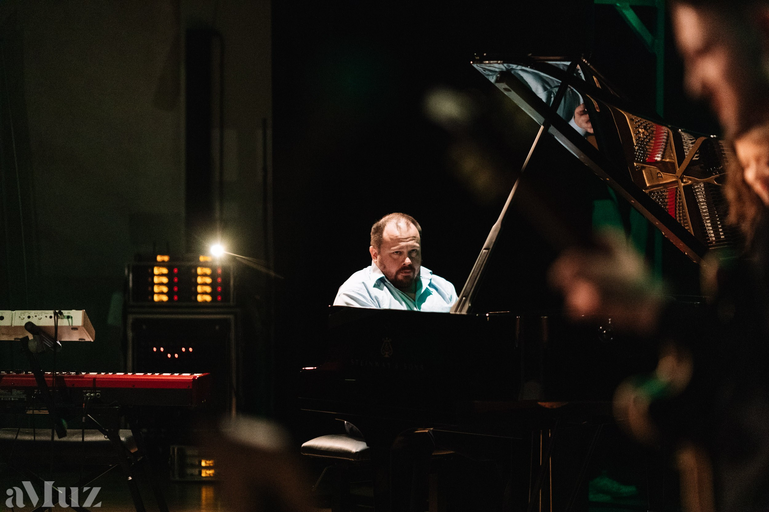 Jazz Zaśpiewam. Fotograf Ślubny Warszawa - Sesje Biznesowe Rodzinne Eventy