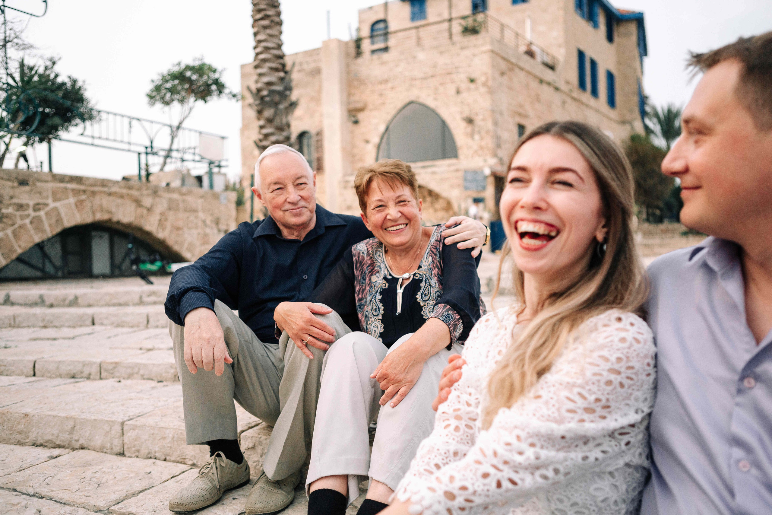 LOVERS IN JAFFO. PHOTOGRAPHER IN ISRAEL