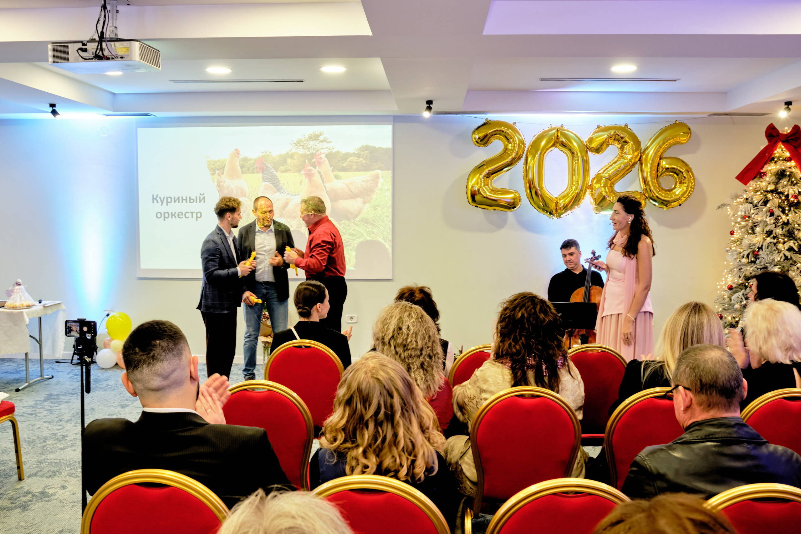 Фоторепортаж з благодійного Новорічного балу у Чорногорії. Портретний фотограф Альона Новгородцева