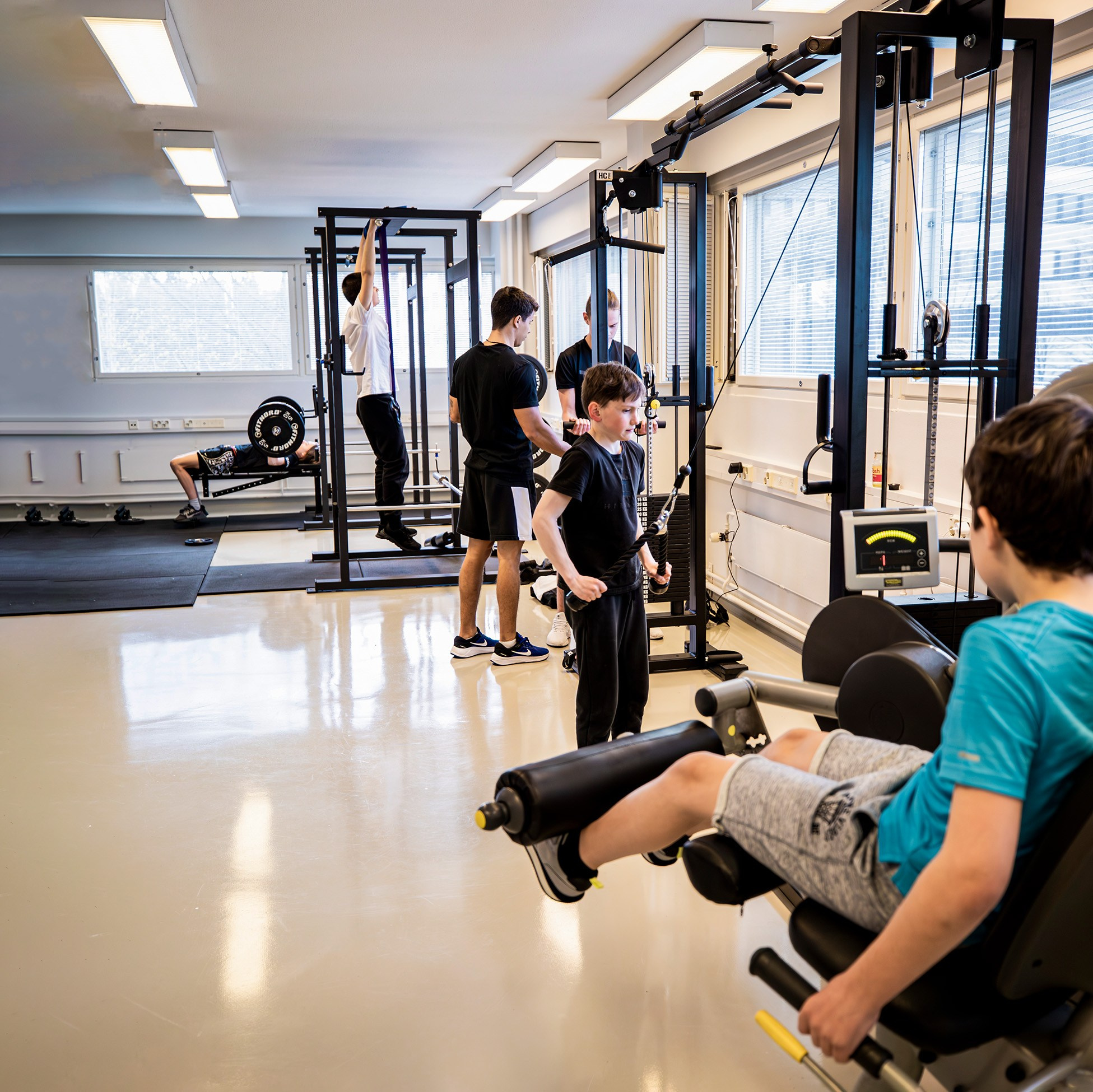 Kuntosali. Ekaterina Mansur, muotokuvafotografi Suomessa (Helsingissä ja Uudellam