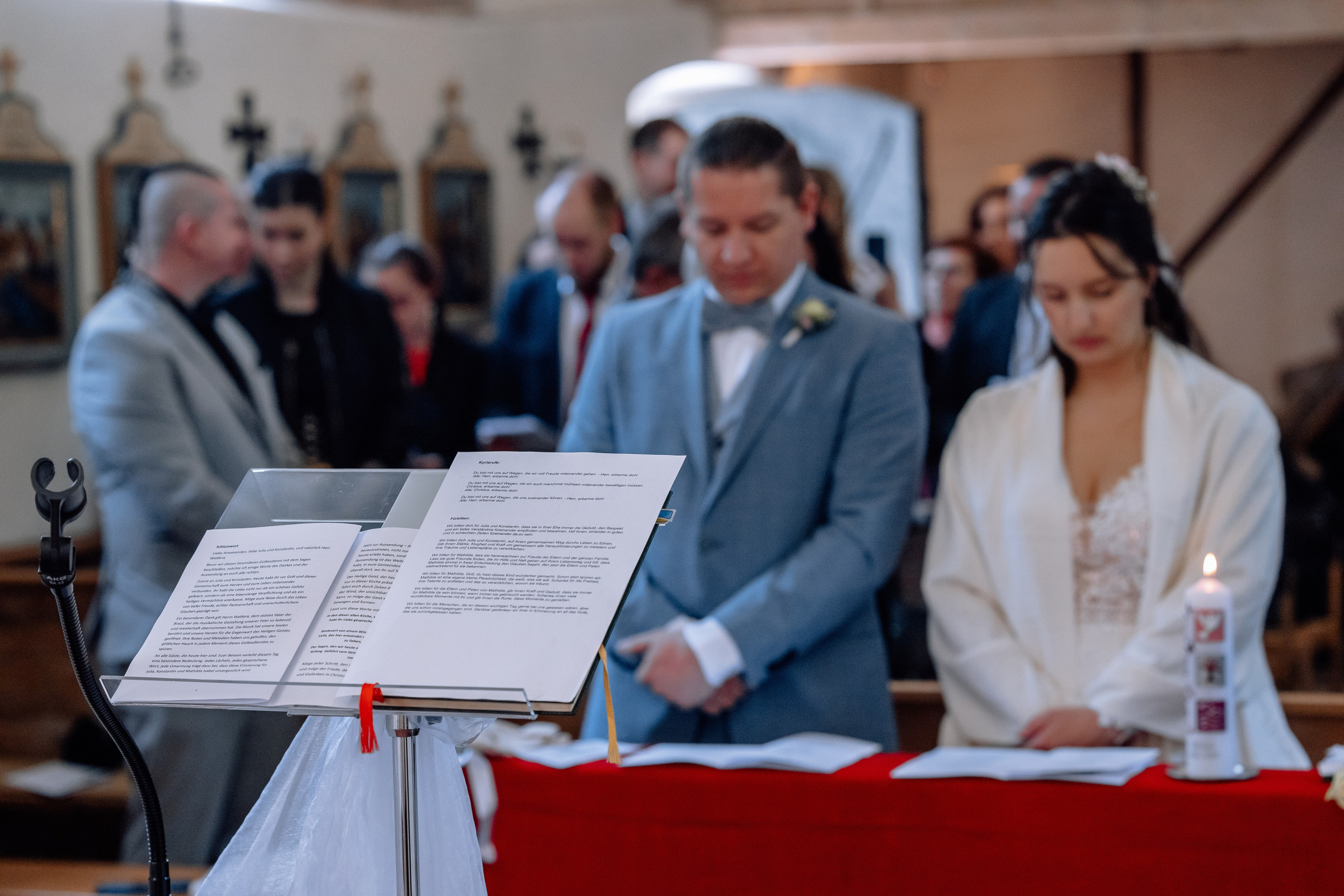 Trauung und Taufe: Heilig-Kreuz-Kirche. Hochzeitsfotograf München Taufe Familienfotograf Tanja Mauke