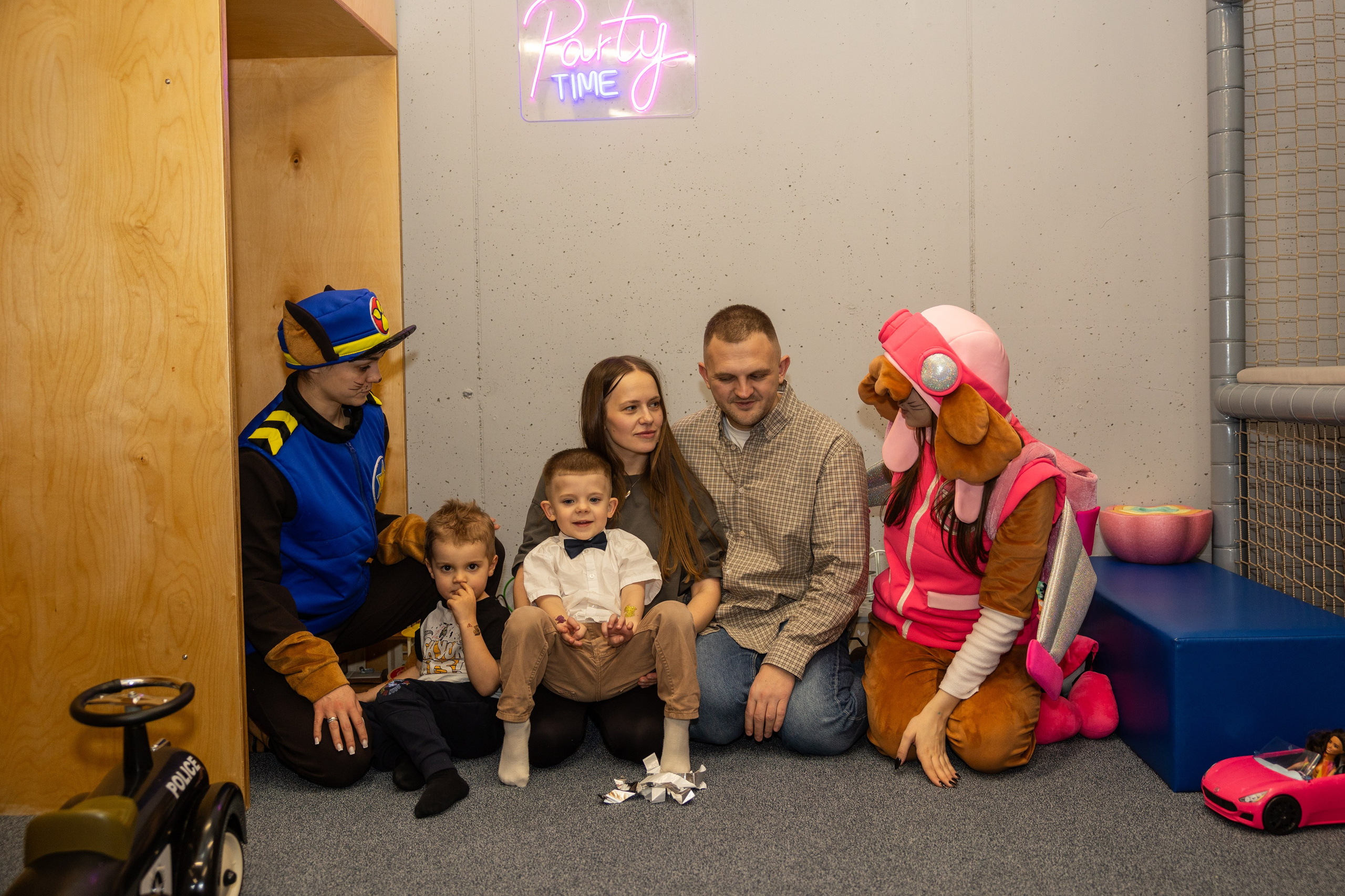 День рождения Артёма 24 января 2026 года. Семейный и детский фотограф в Варшаве Мила Бобровская