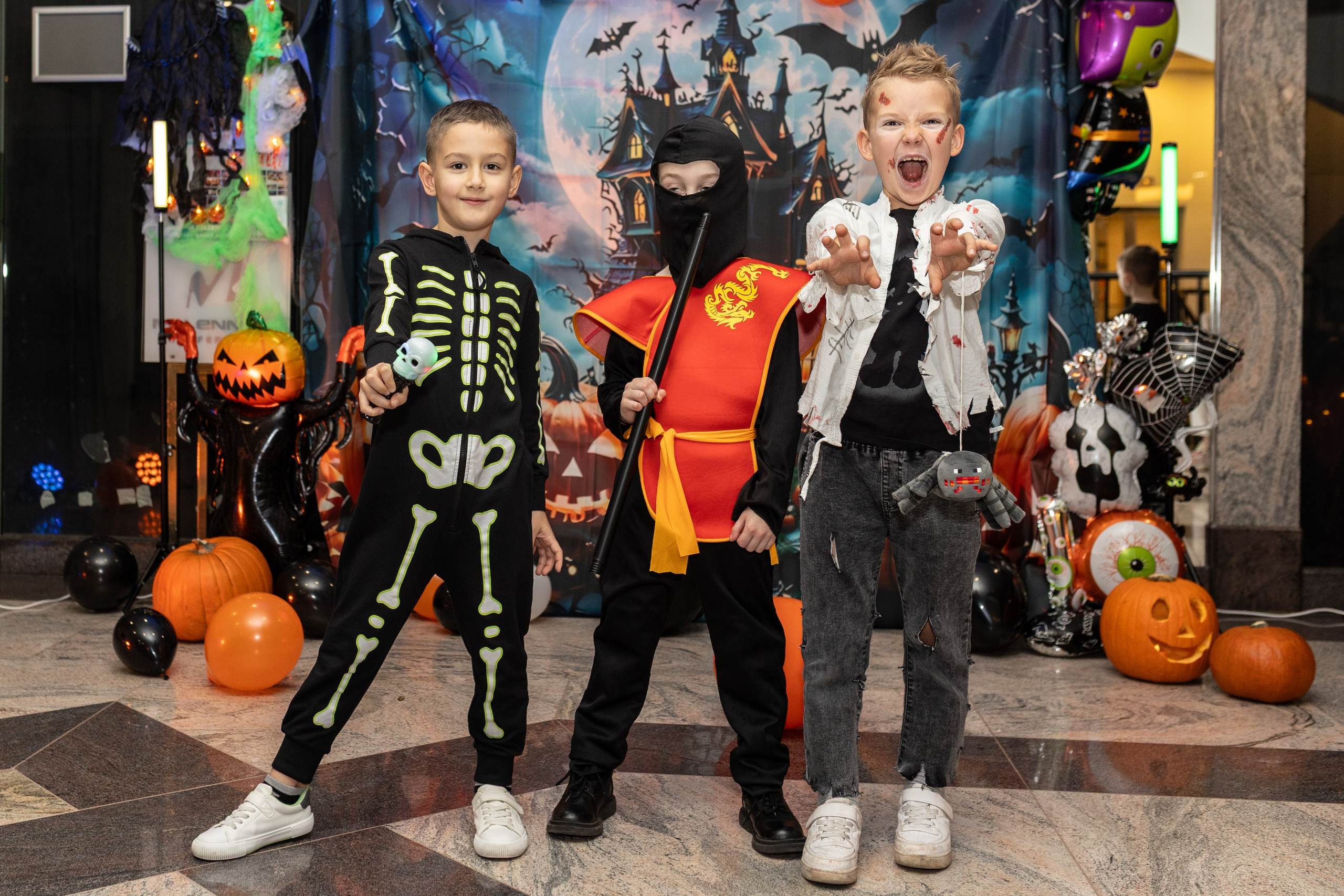 Leo dance studio Helloween 2025. Семейный и детский фотограф в Варшаве Мила Бобровская