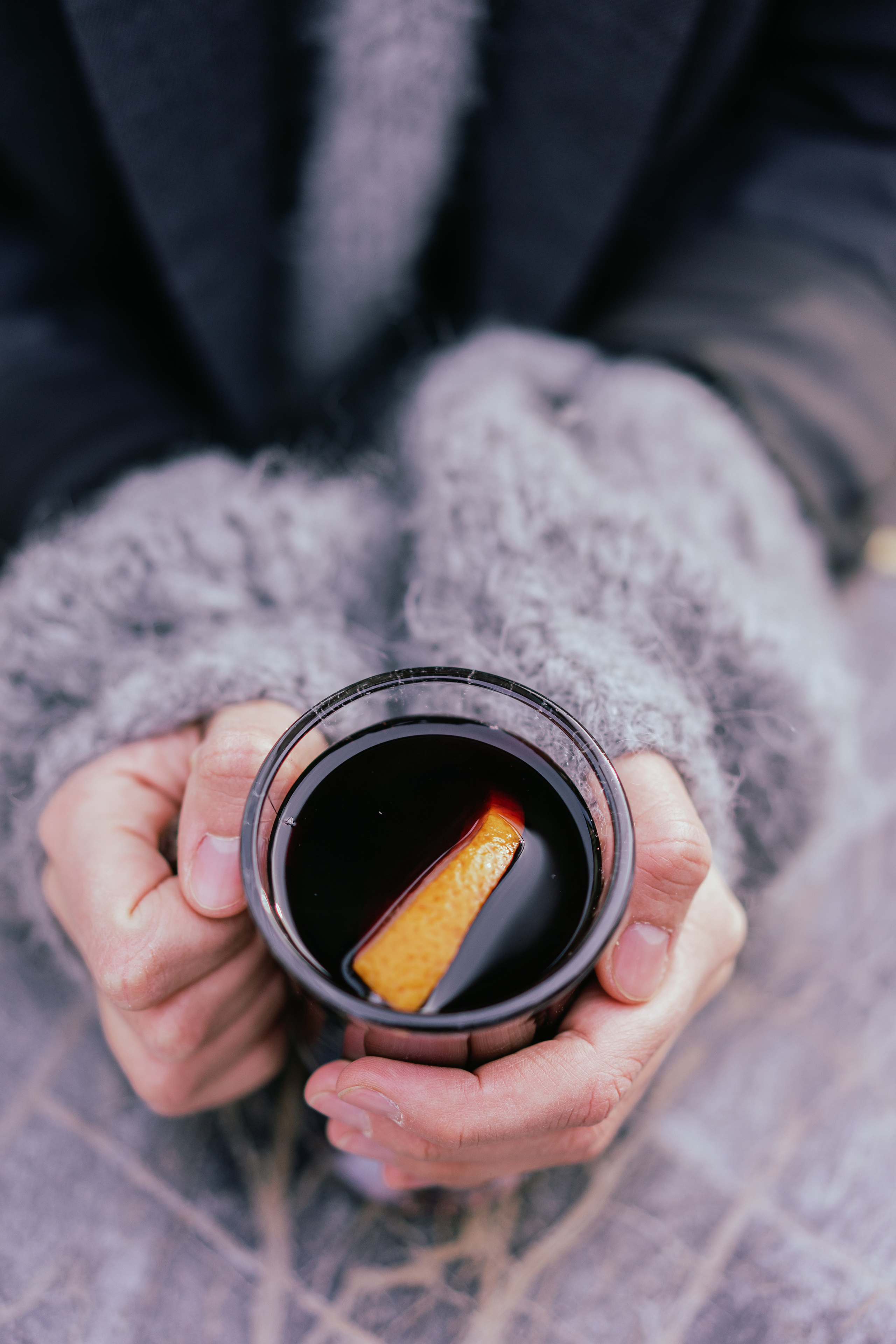 Julia / Vieille Ville. Photographe à Genève - Eugenia Andres