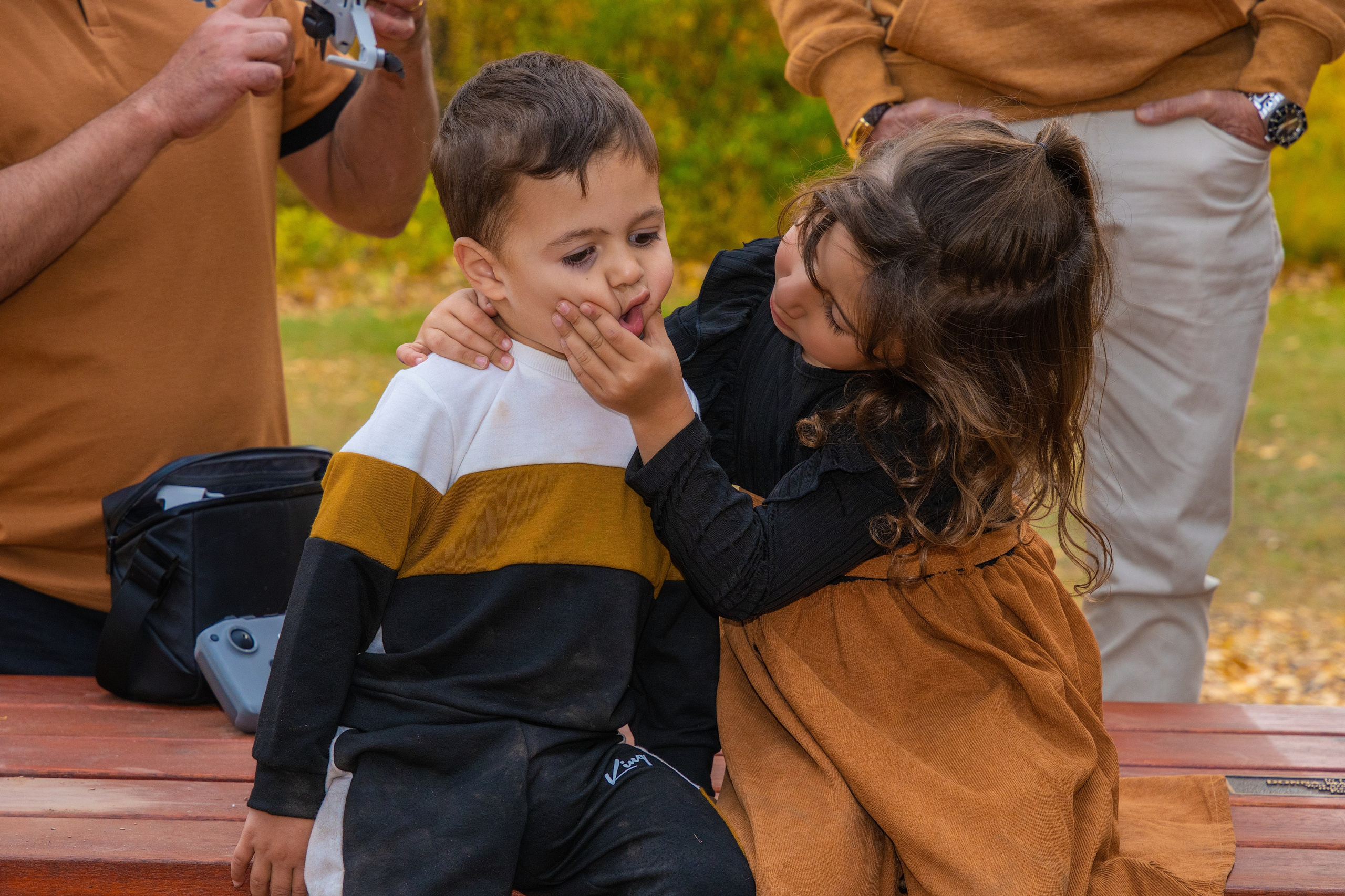 Ariana’s Family. Carlos Lima Photography — Photographer in Calgary
