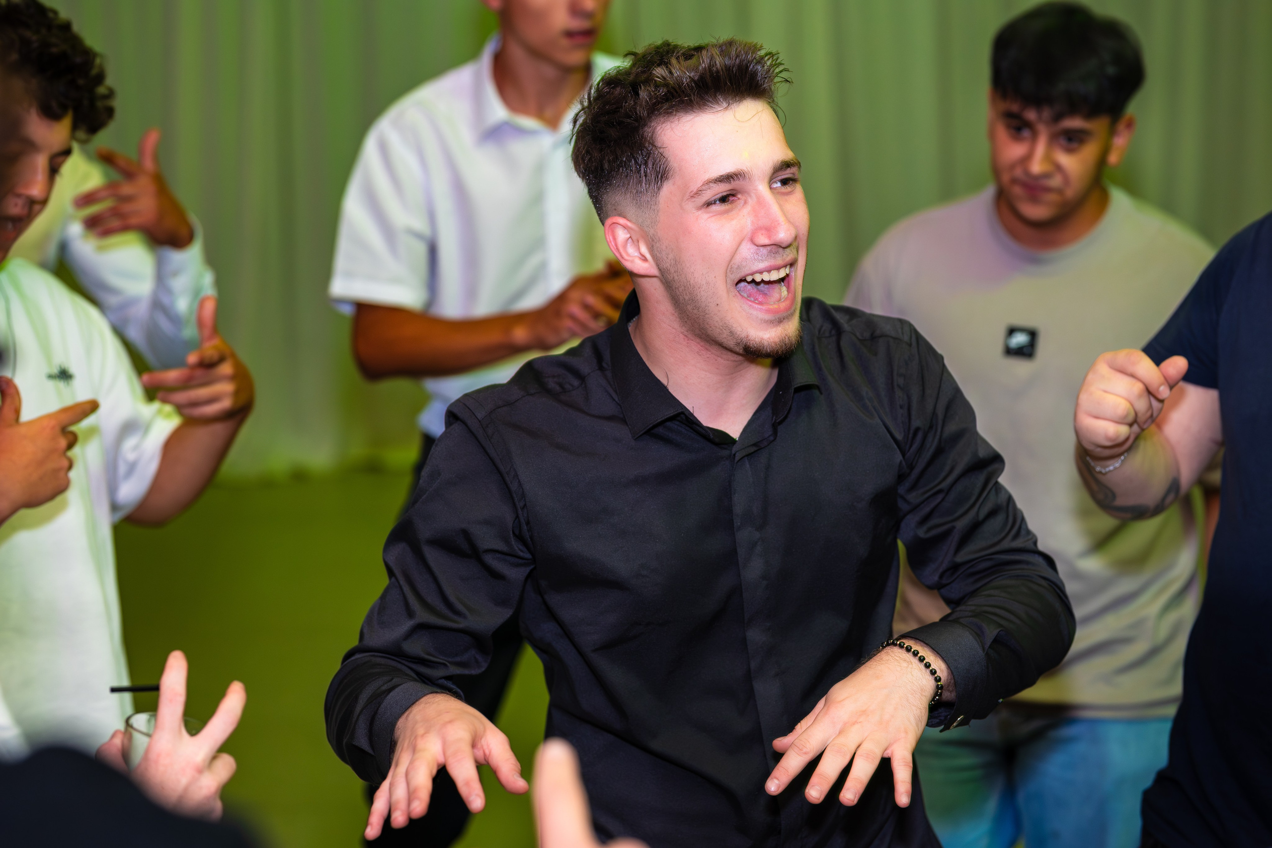 Majorat Denis. Ionut Brehuescu — Fotograf