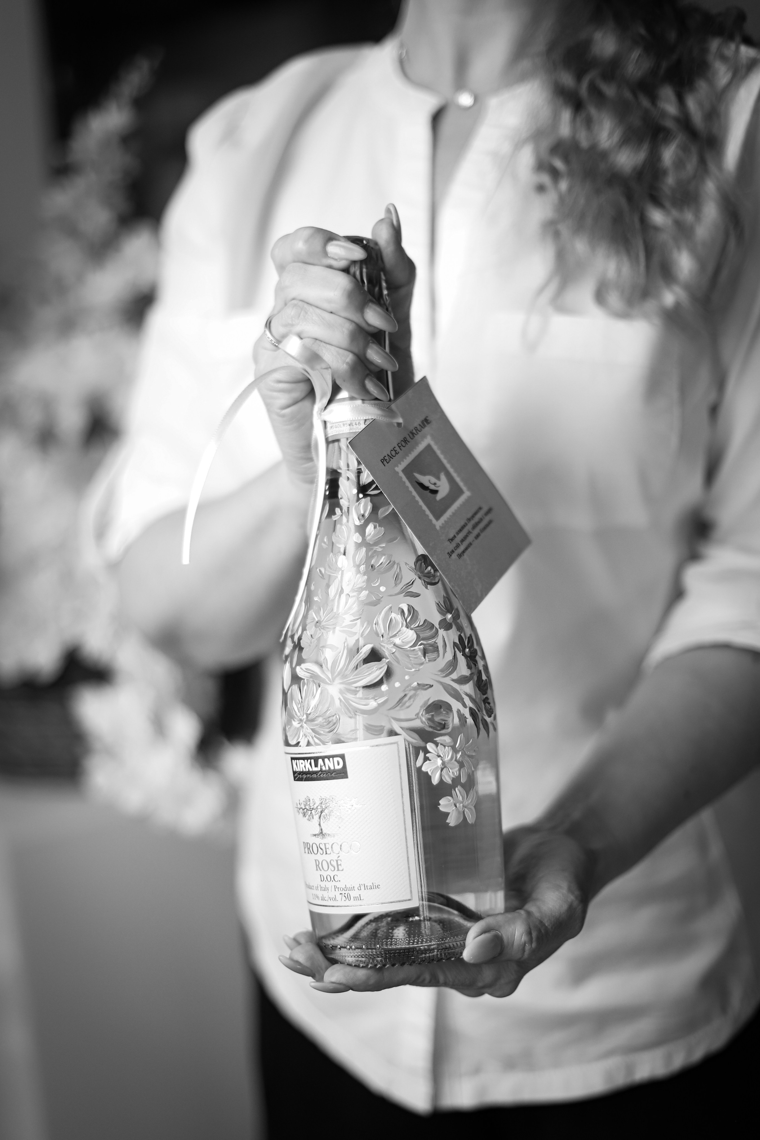 Пляшки для перемоги. VALERIIA VIUNOVA individual shooting\love story\event\brand