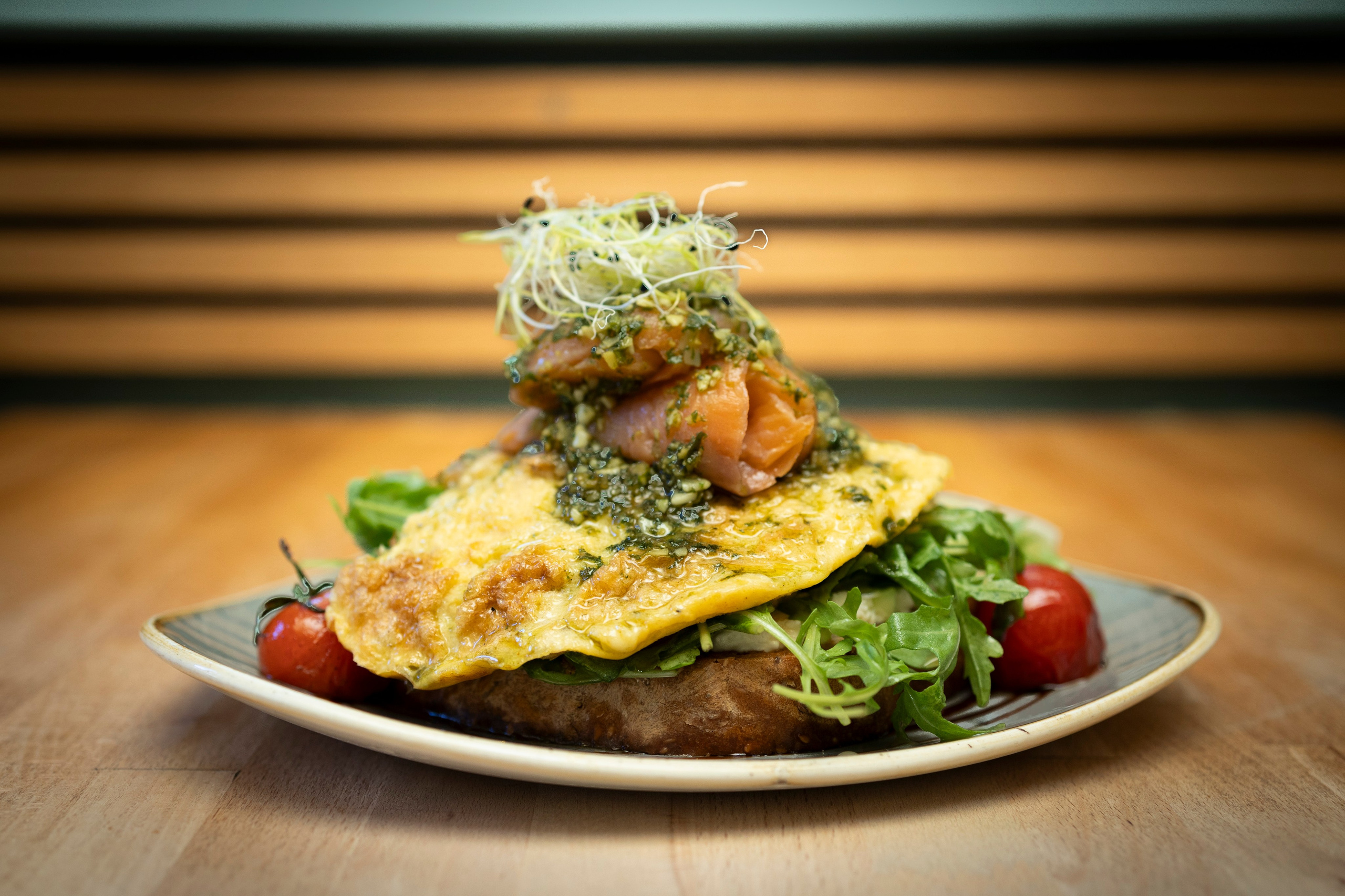 Cafe. Photographer in Munich