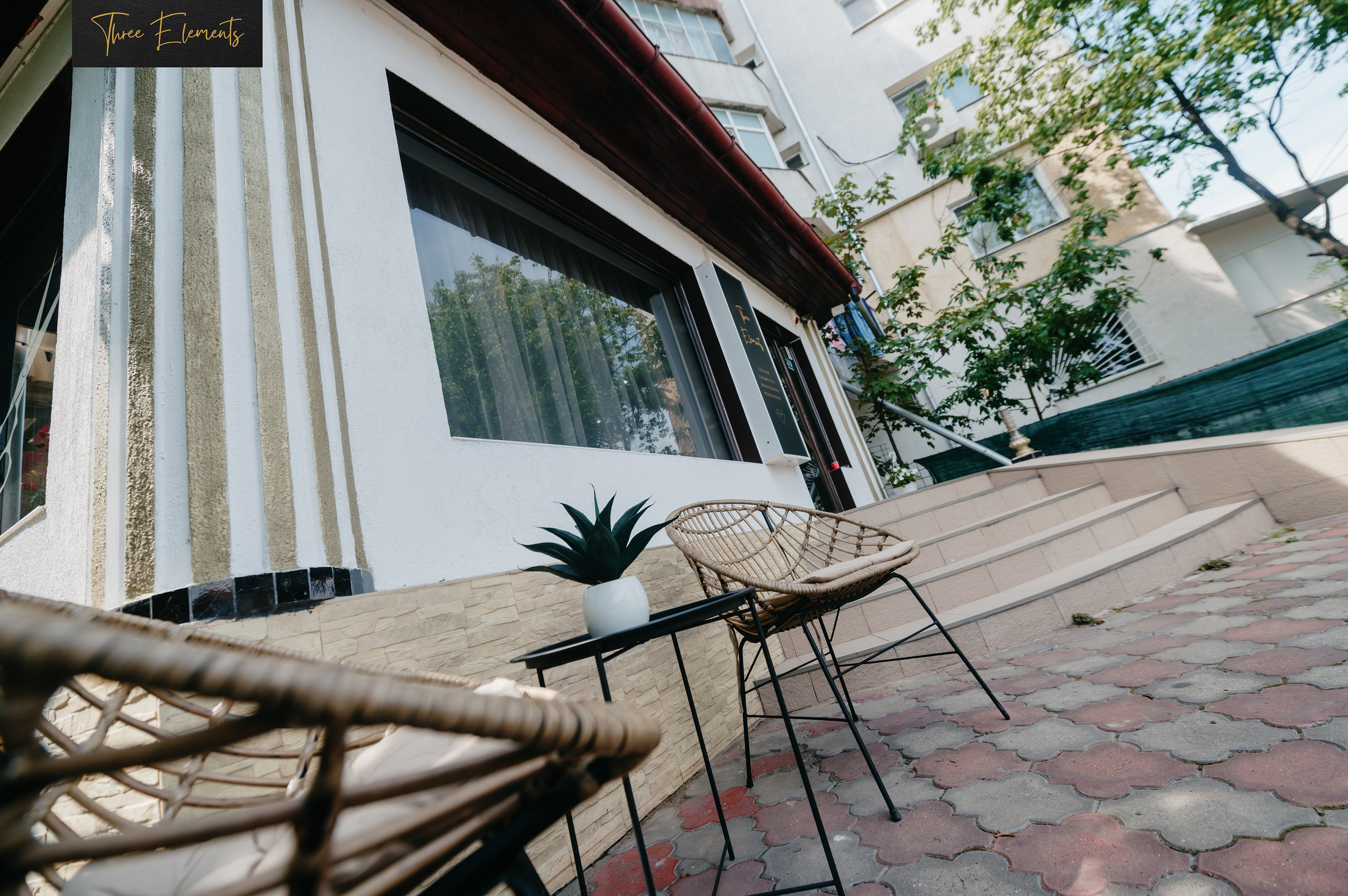 Three Elements. Laurentiu Stefan StoryTeller