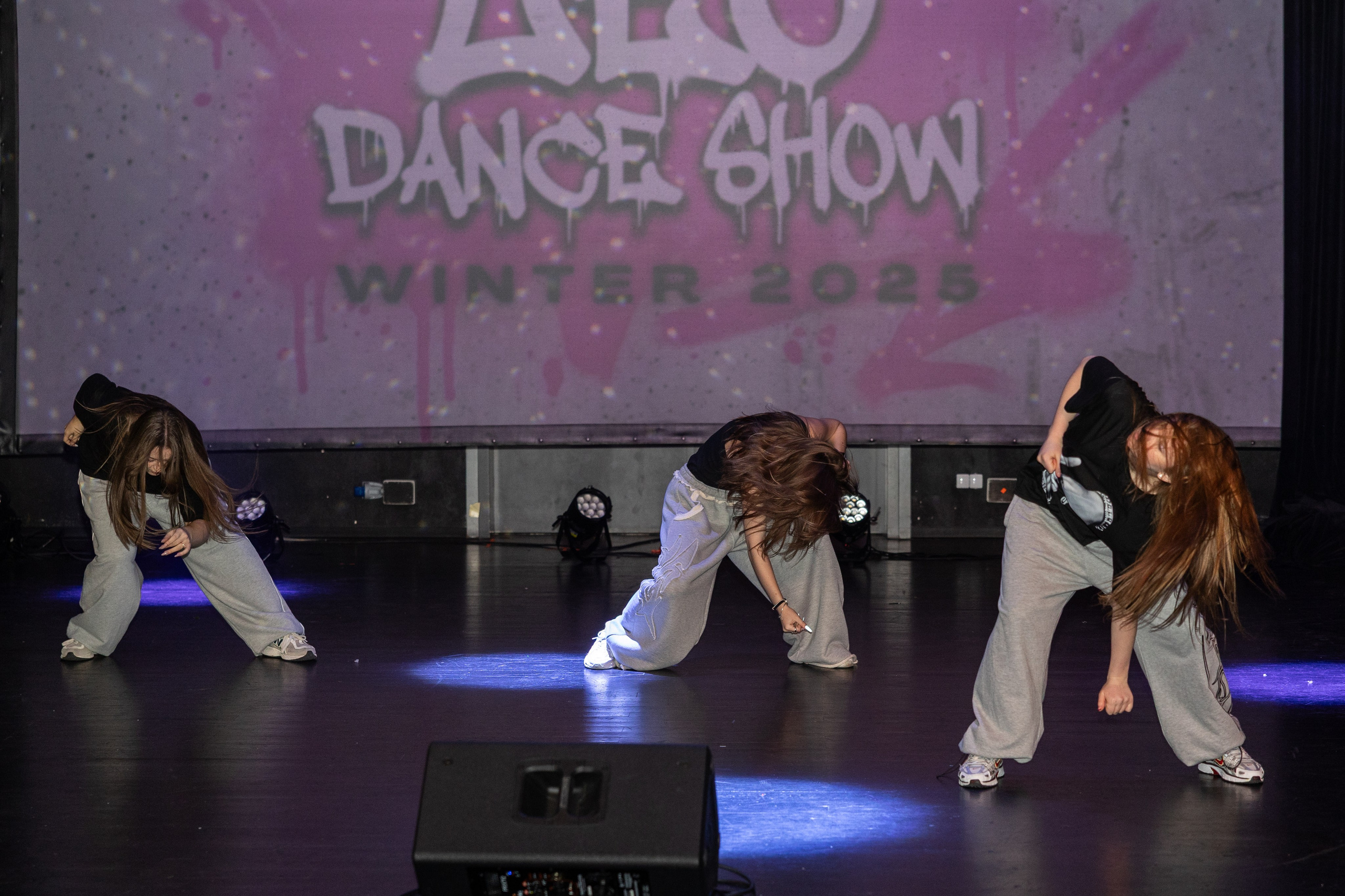 LEO DANCE SHOW WINTER 2025. Семейный и детский фотограф в Варшаве Мила Бобровская
