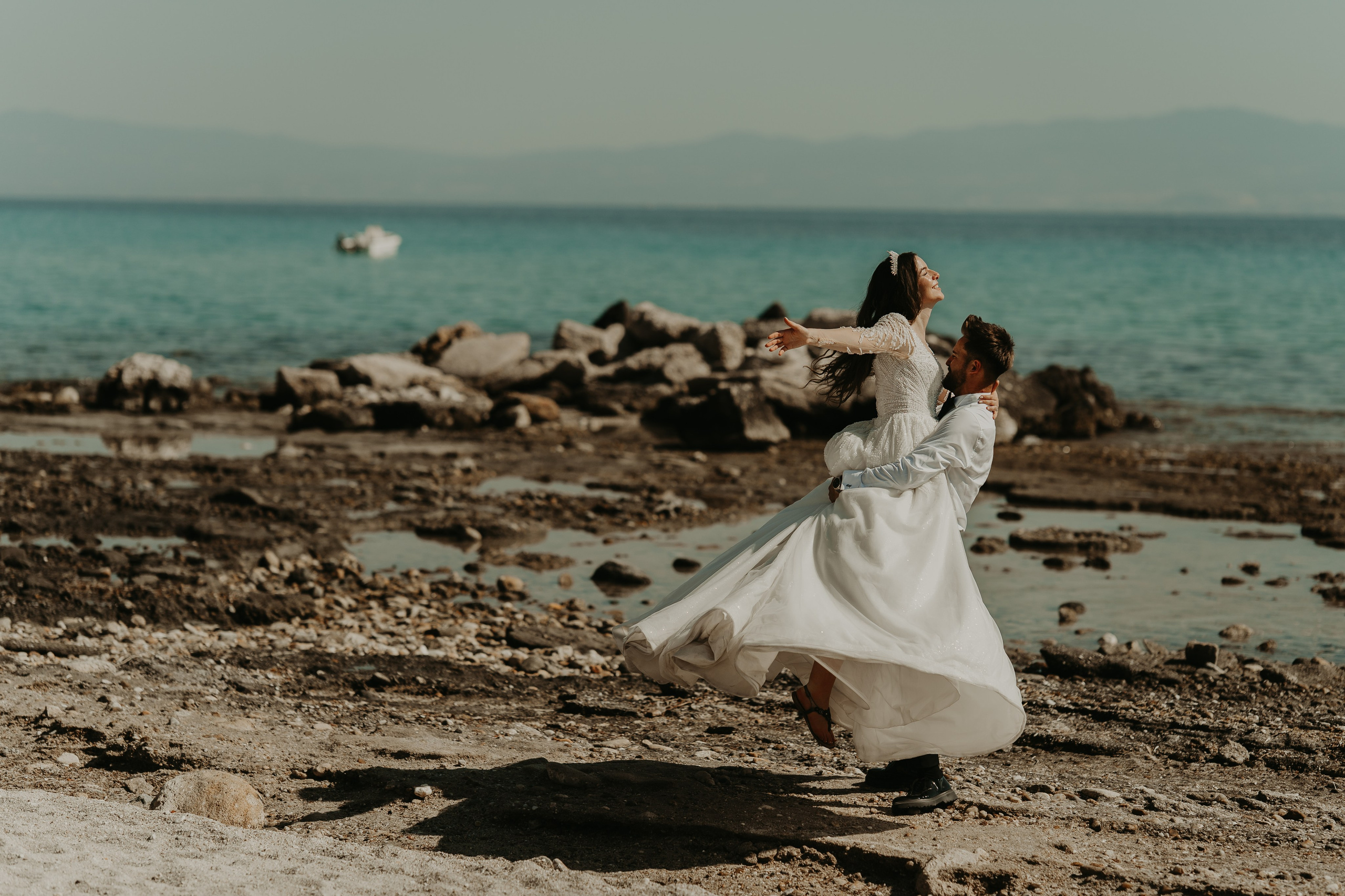 Mădălina & Emanuel / Trash the Dress Halkidiki. Foto / Video nunta Deva, Hunedoara