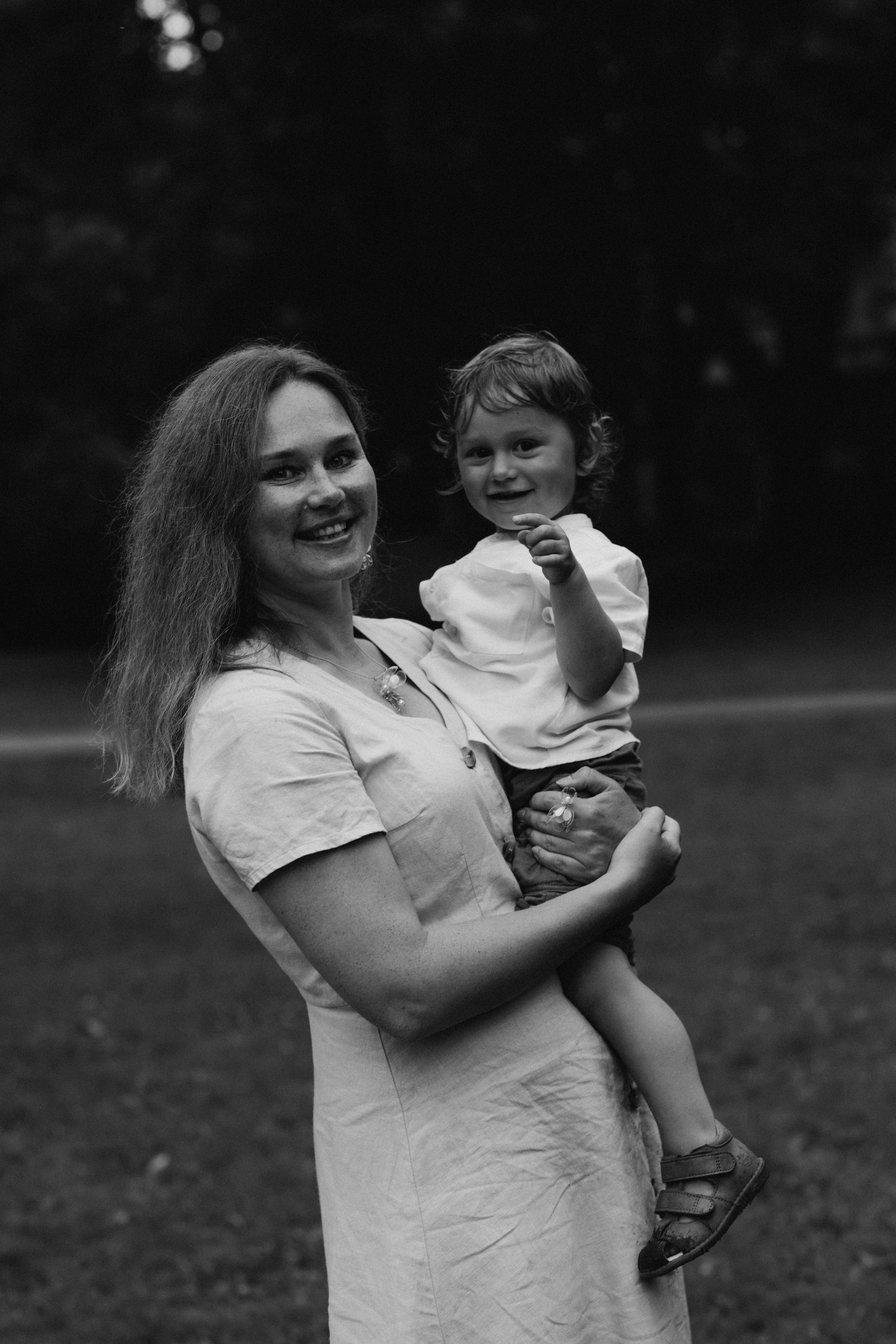 Kaivopuisto. Wedding and potrait photographer in Helsinki Vickan O