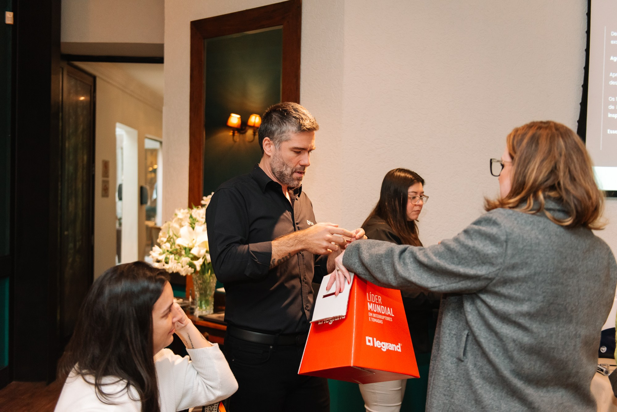 Café + Conteúdo | Casa Pinezi. 78 Imagens