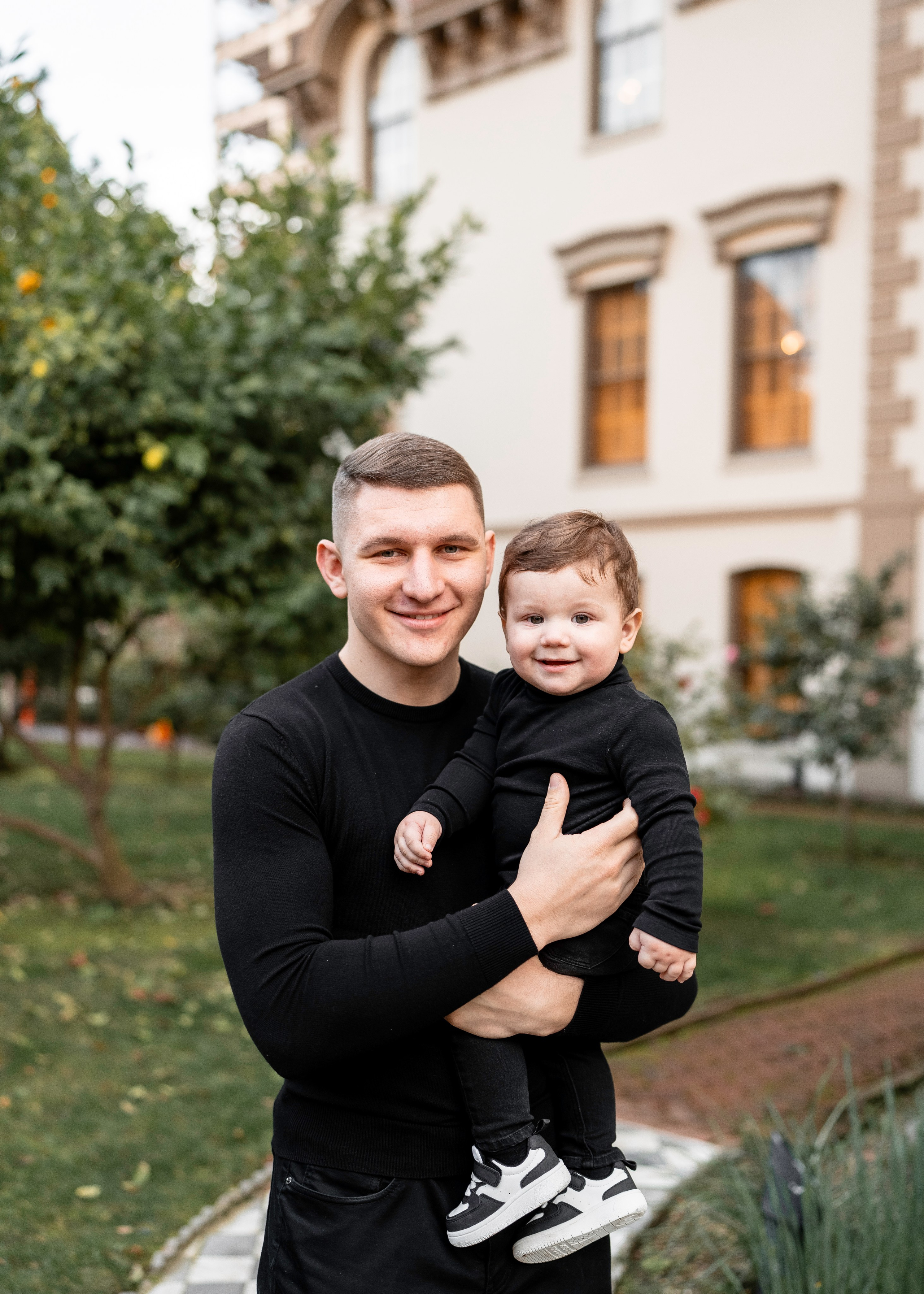 Artem, Nadia & Elisha. Family photographer in Sacramento | Sofia Pavenko