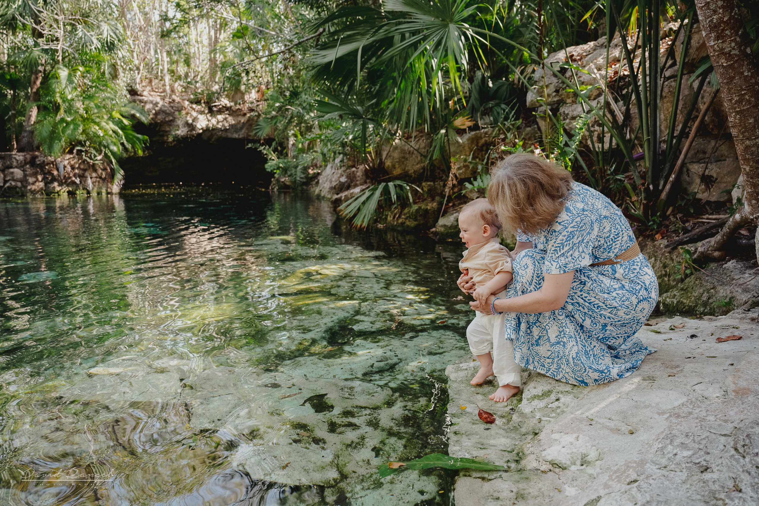 Vanessa and Alejandro´s Mayan Wedding at Kantunchi Park. Destination wedding photographer based in Cancun and Riviera Maya with service worldwide