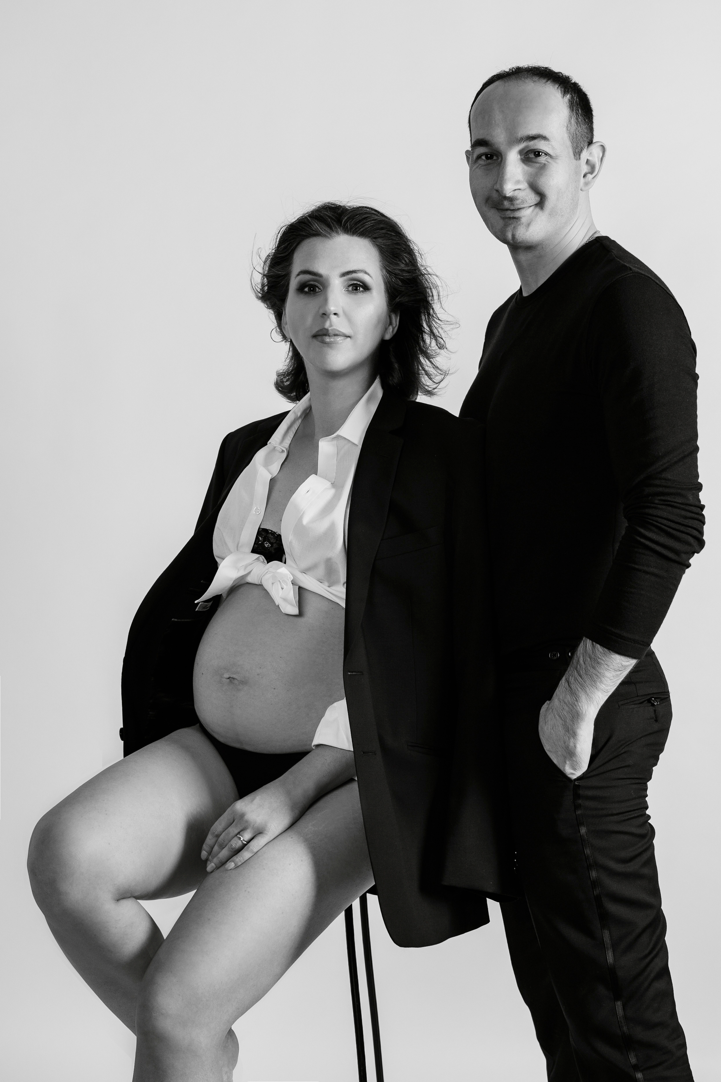 Kateryna. Modern maternity photographer in Long Island New York