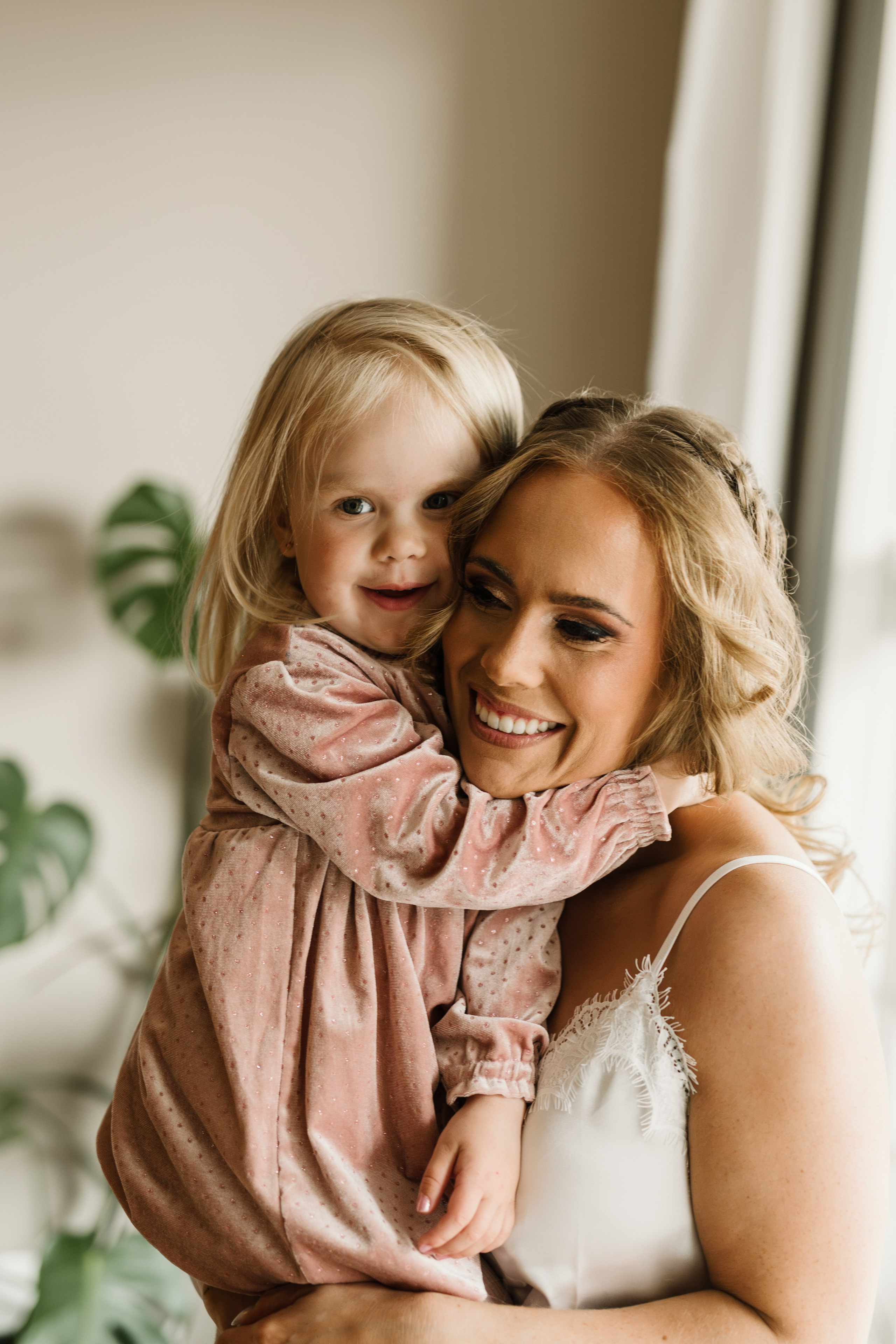 Maria and Matt. Michalina Dzianach Wedding Photographer Iceland