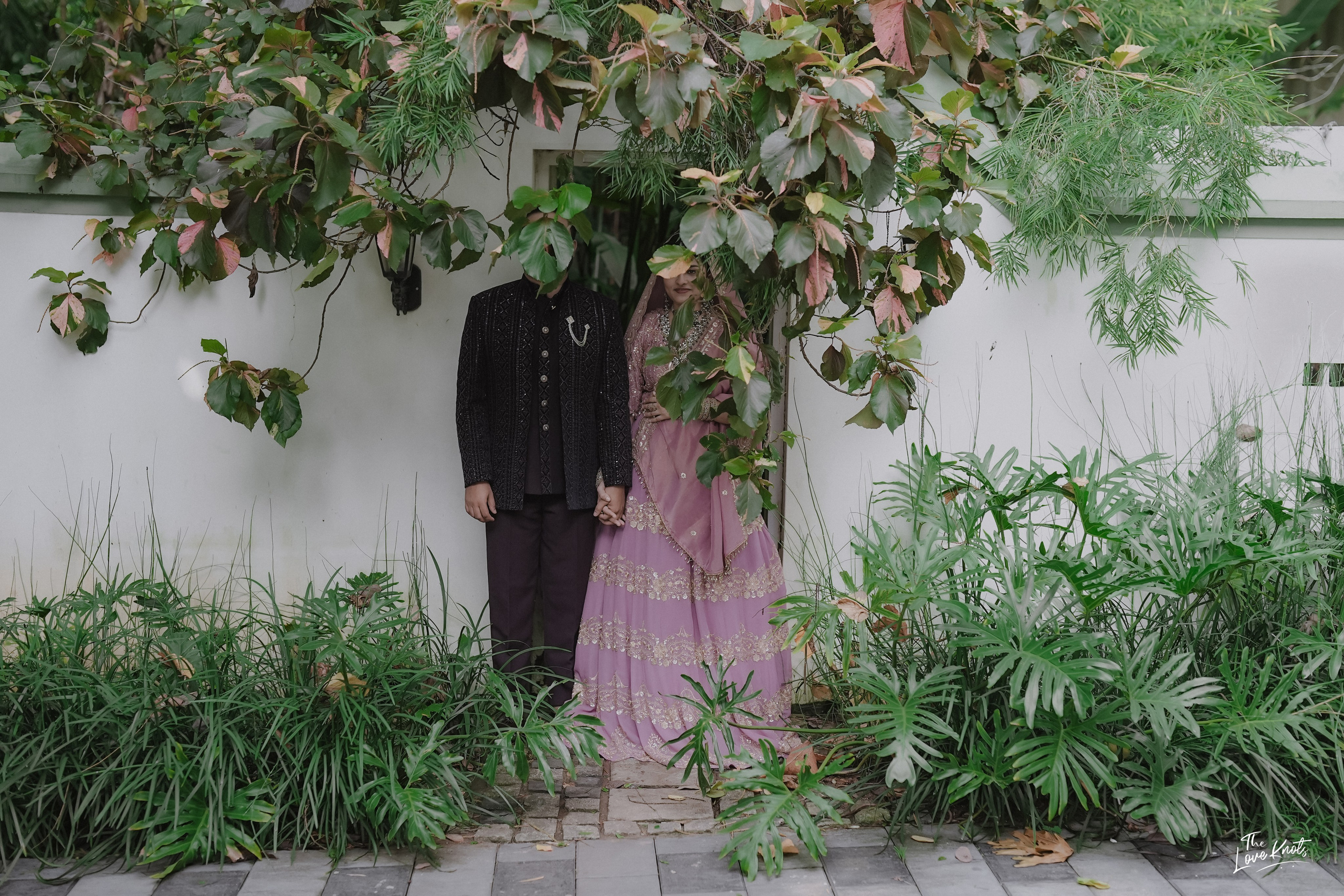 SHIBIL / RISLA. Theloveknots