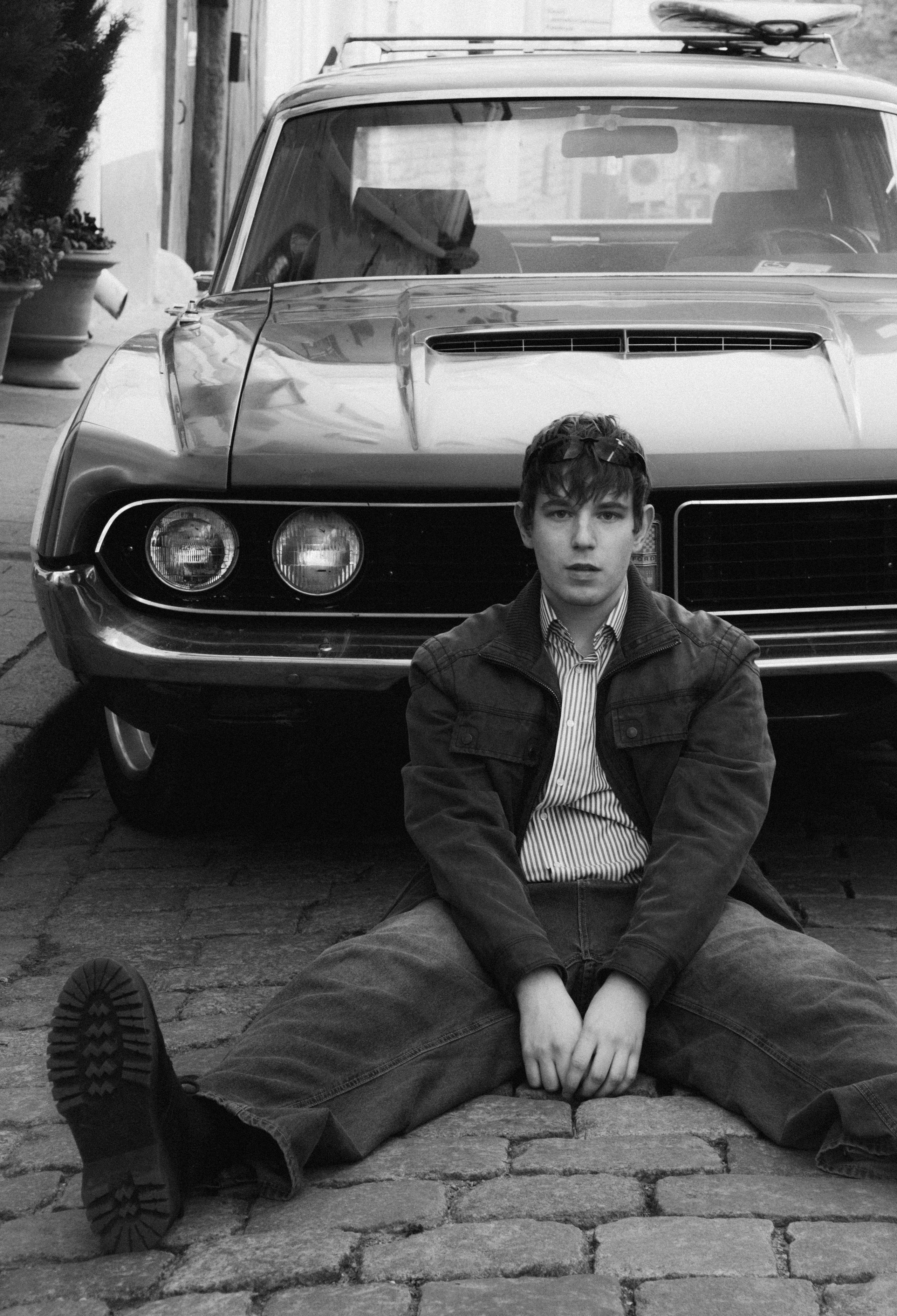 Kaamera ühel või teisel küljel. Meeste ja naiste fotograaf Tallinnas Anna Sipari