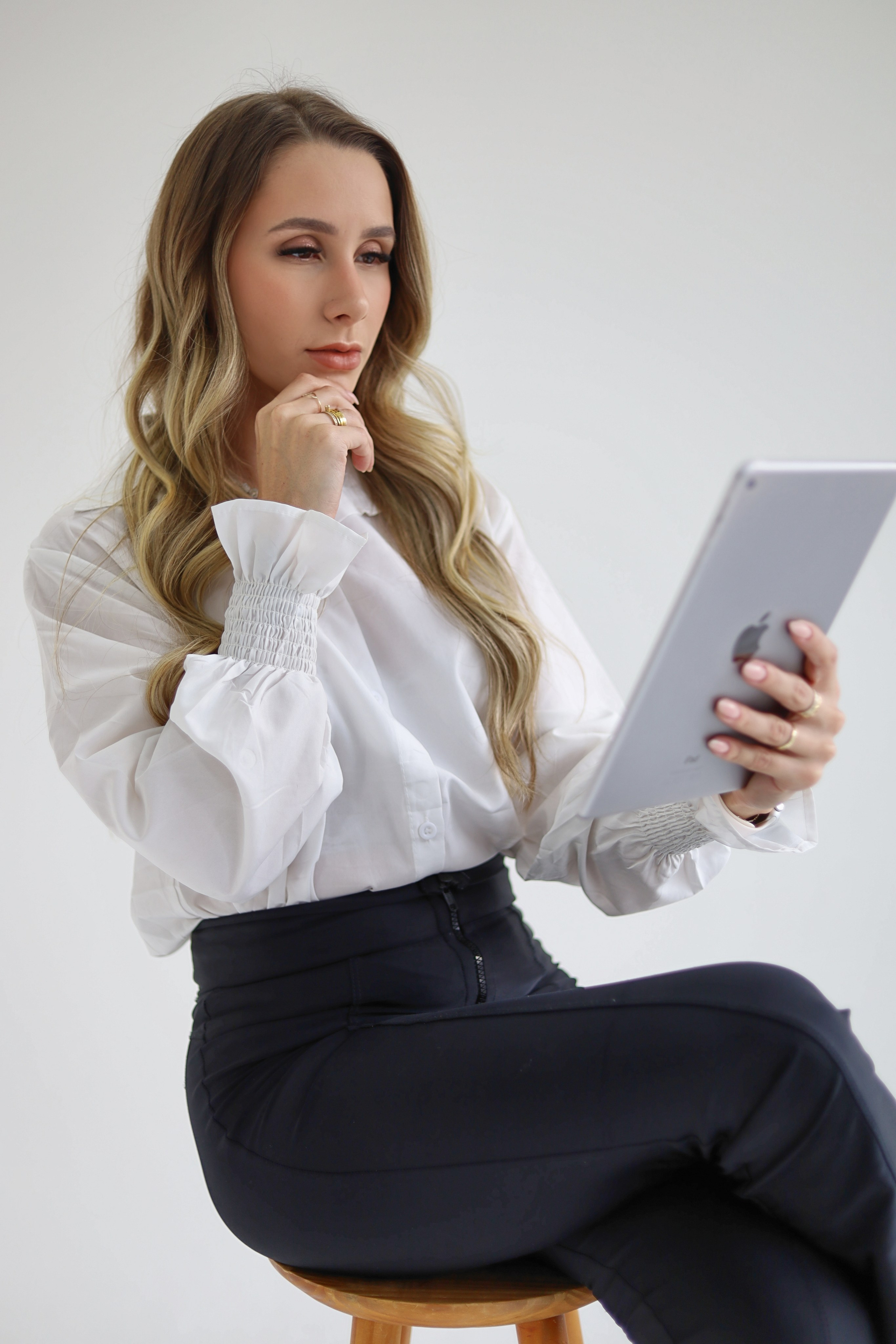 CORPORATIVO. Eu Talyssa Mendonça (Fotógrafa, Goiânia — GO)