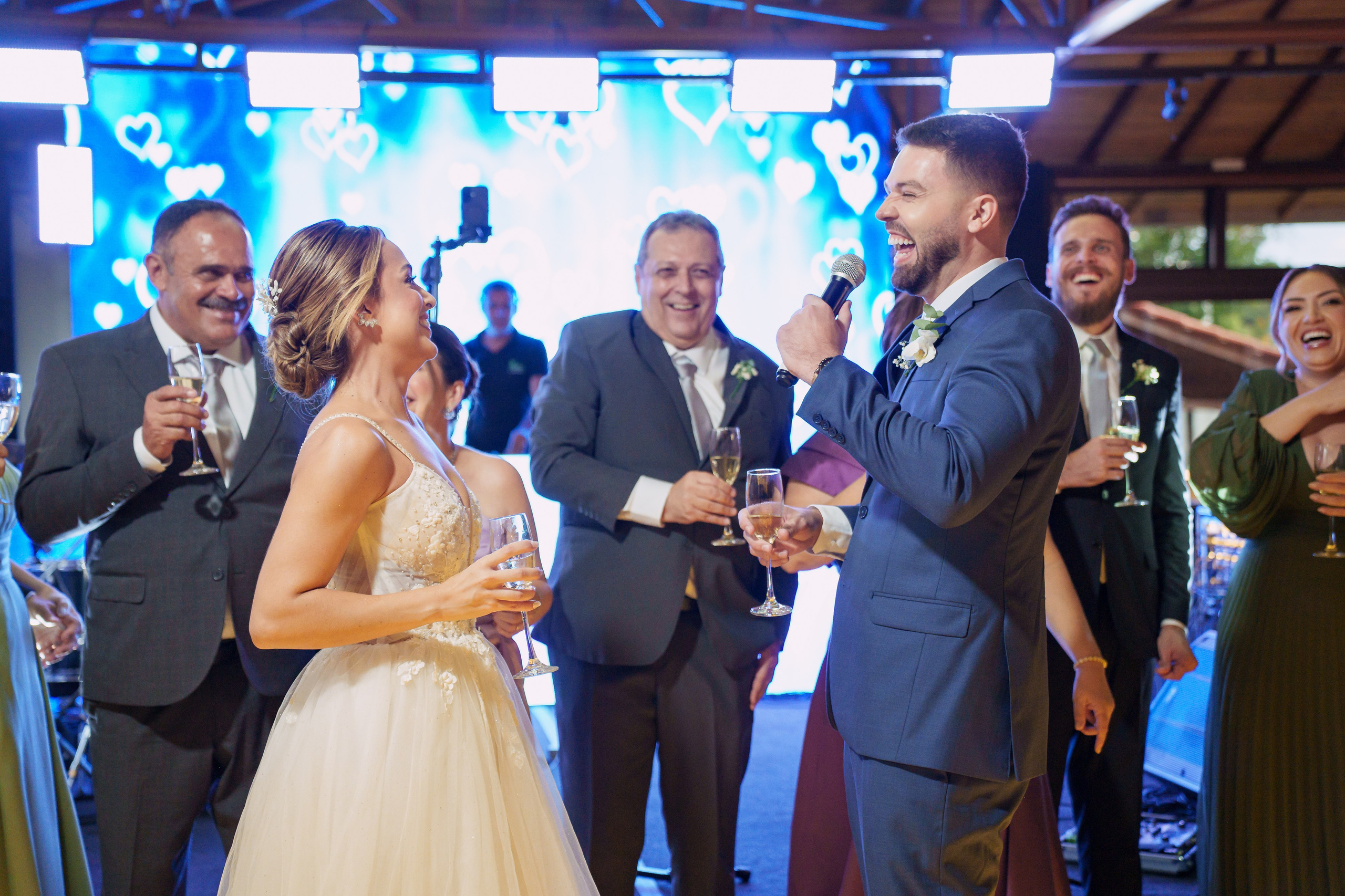 História de Aline & Gabriel. O Casal Dos Noivos