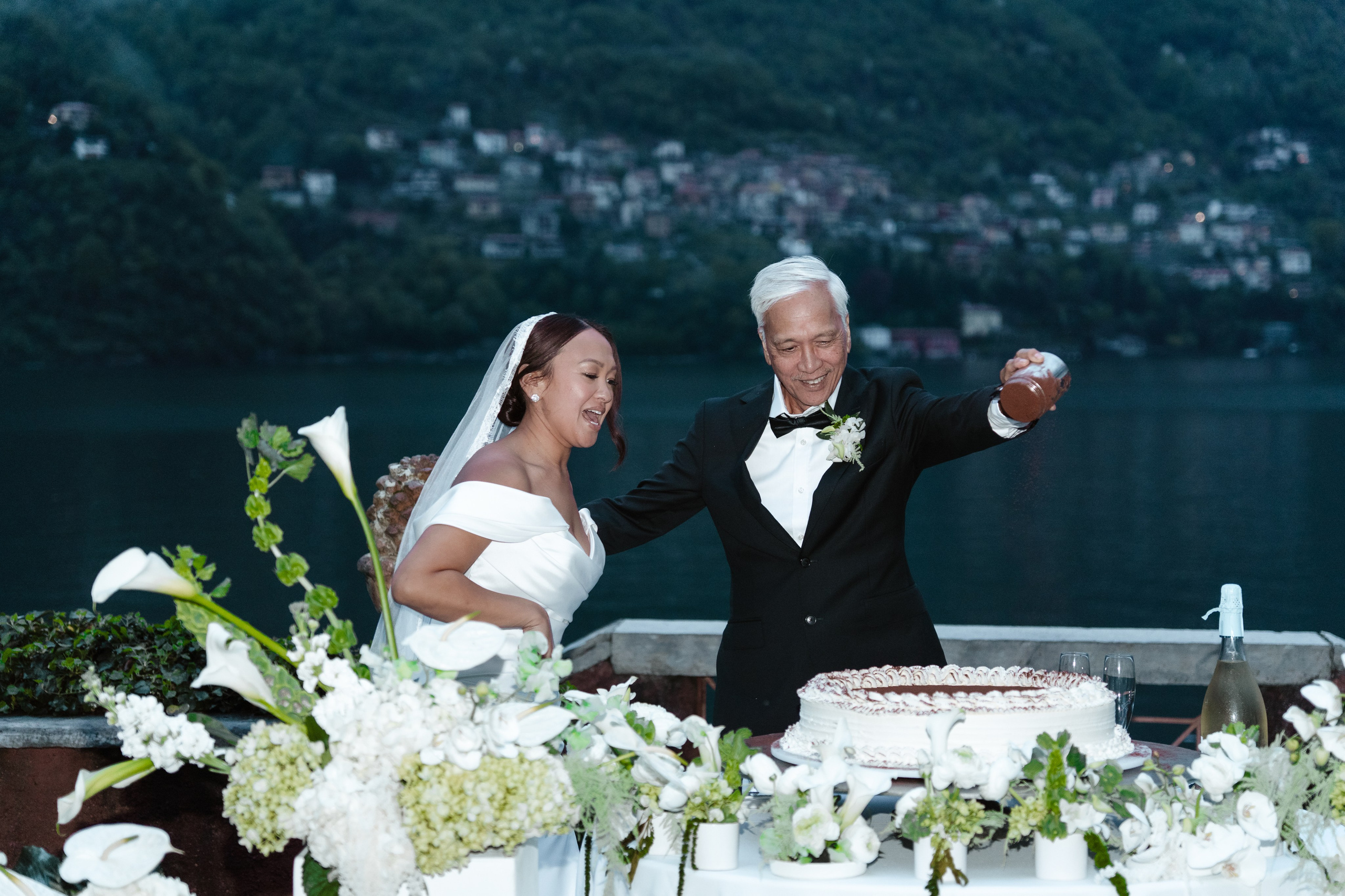 BEATRICE AND RAFAELE_LAKE COMO_Villa Regina Teodolinda. PHOTOGRAPHER IN ITALY